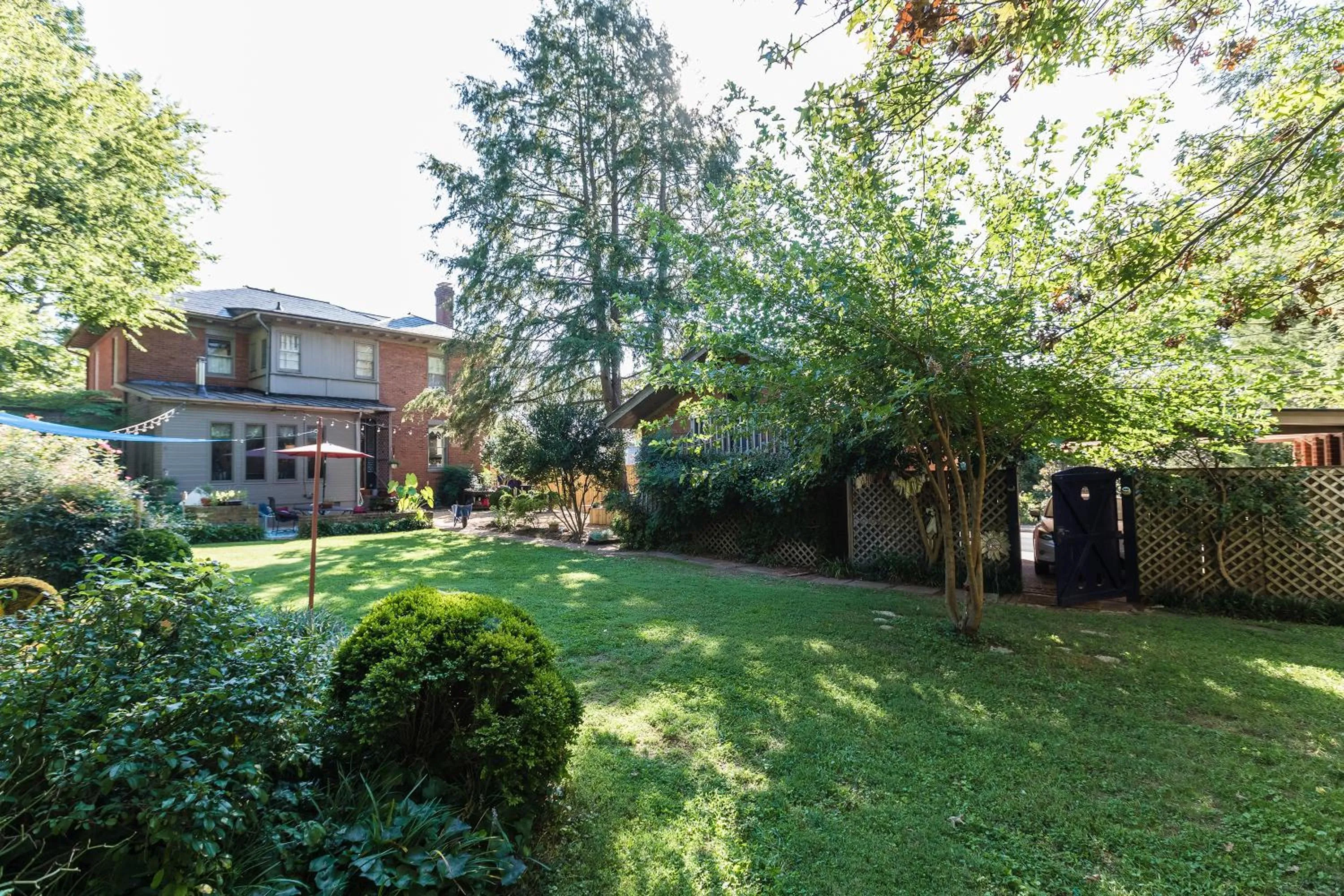 Garden in West Park Gardens