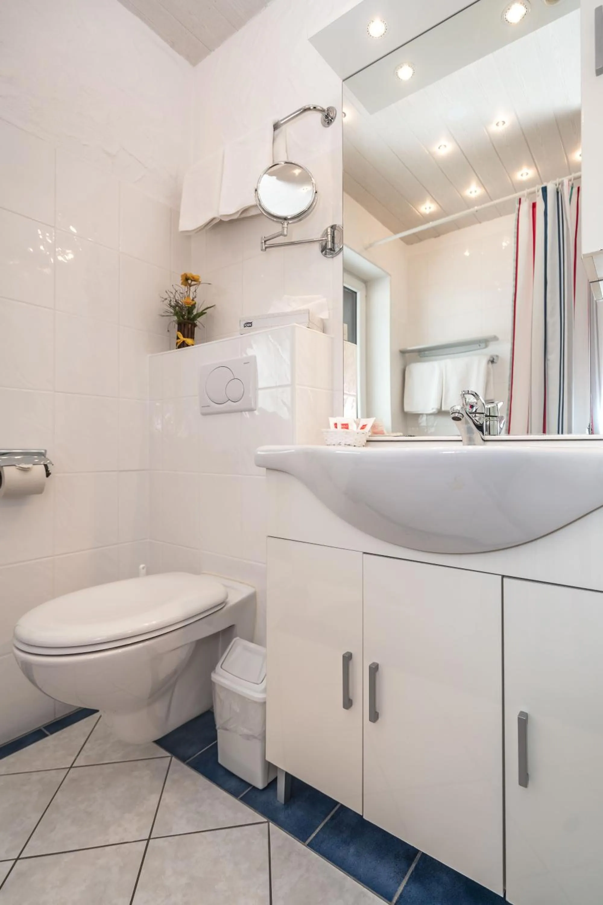 Bathroom in Hotel Sonnenspitz ***