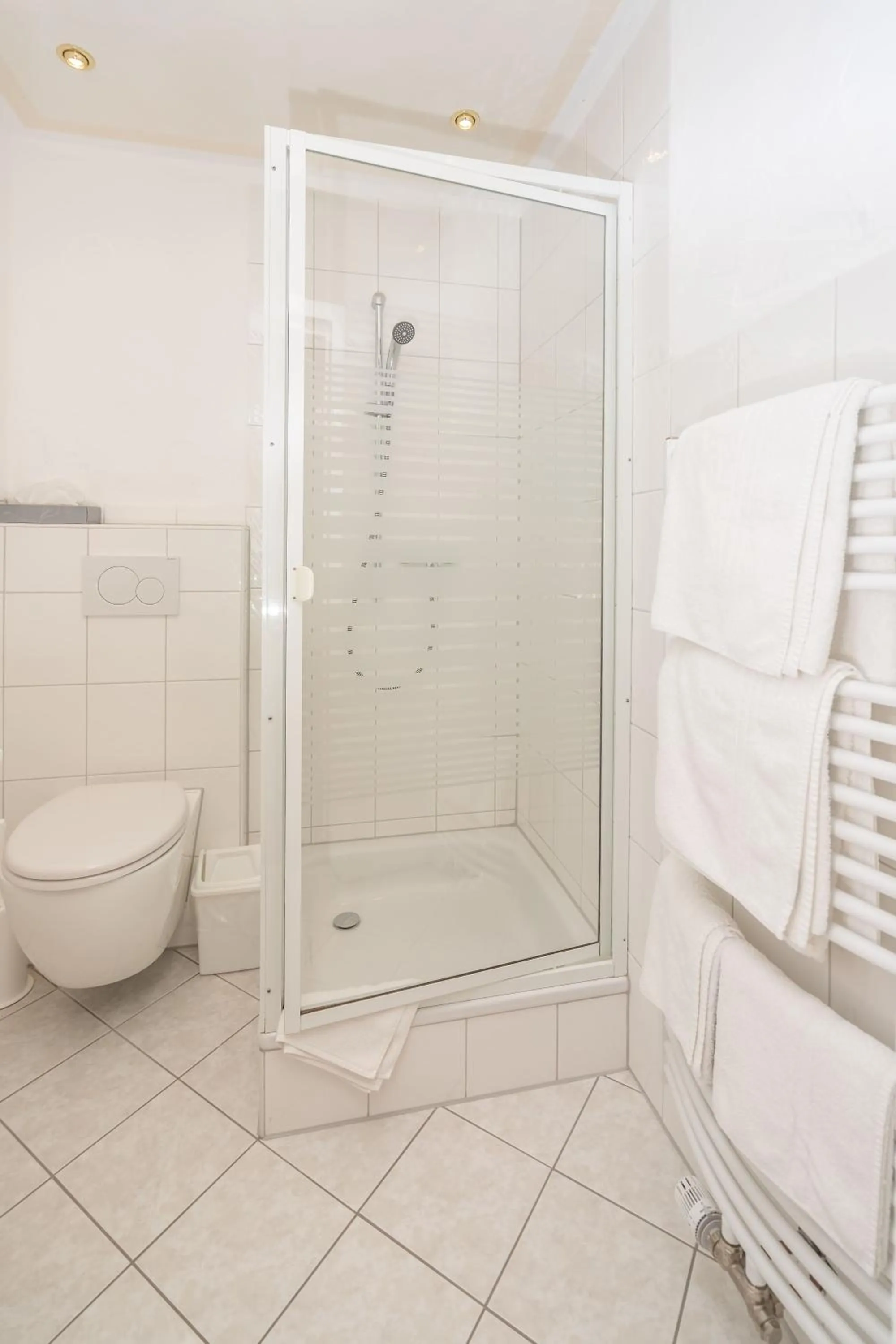 Bathroom in Hotel Sonnenspitz ***