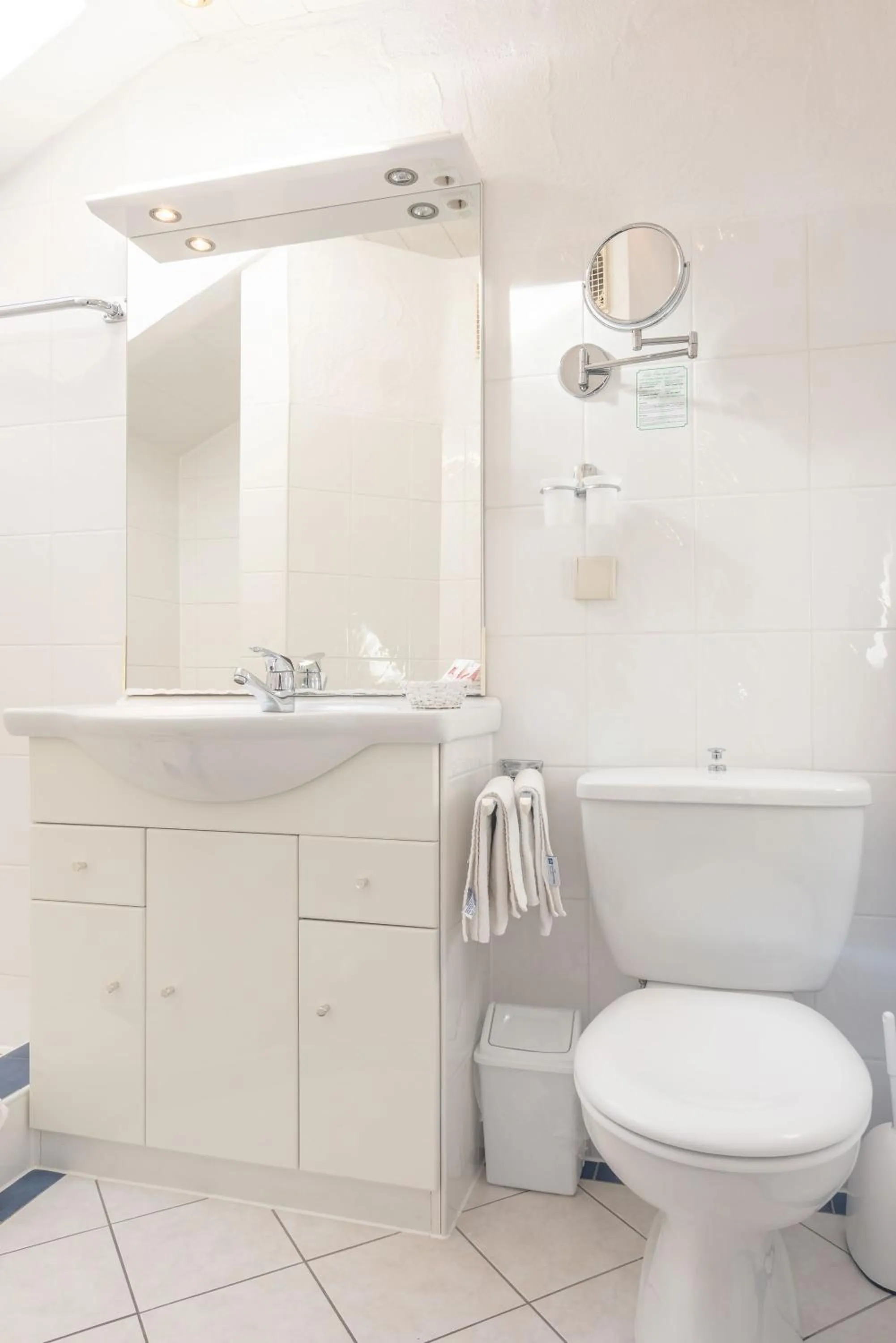 Bathroom in Hotel Sonnenspitz ***