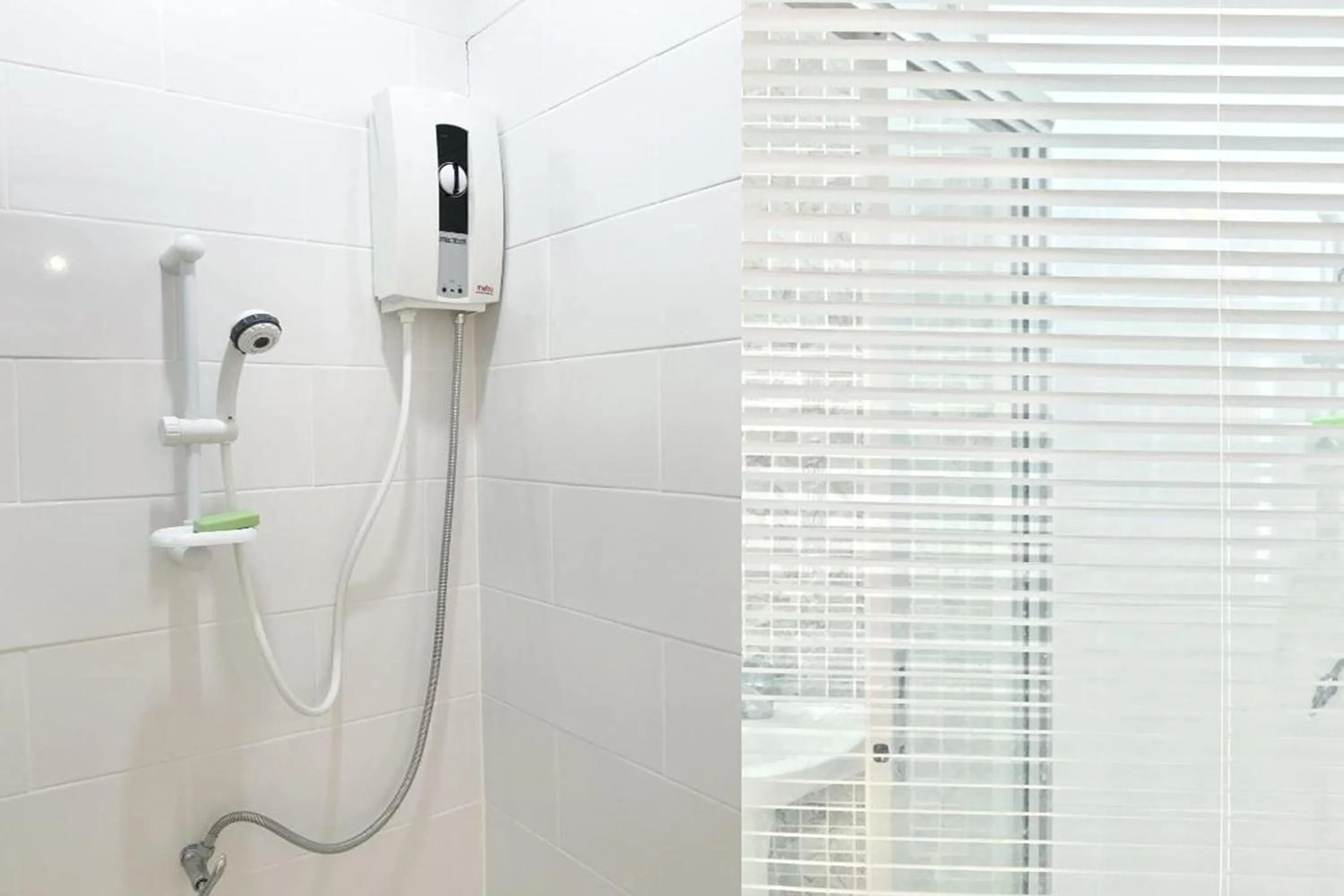 Bathroom in Urban Bed