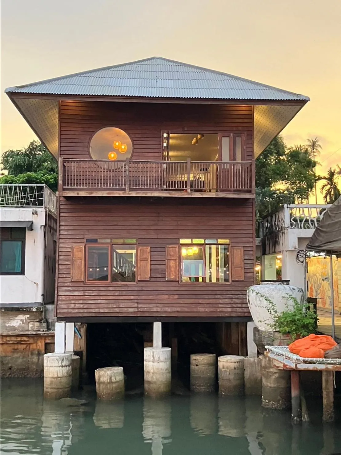 Nearby landmark in Naivacha Tent Koh Mak