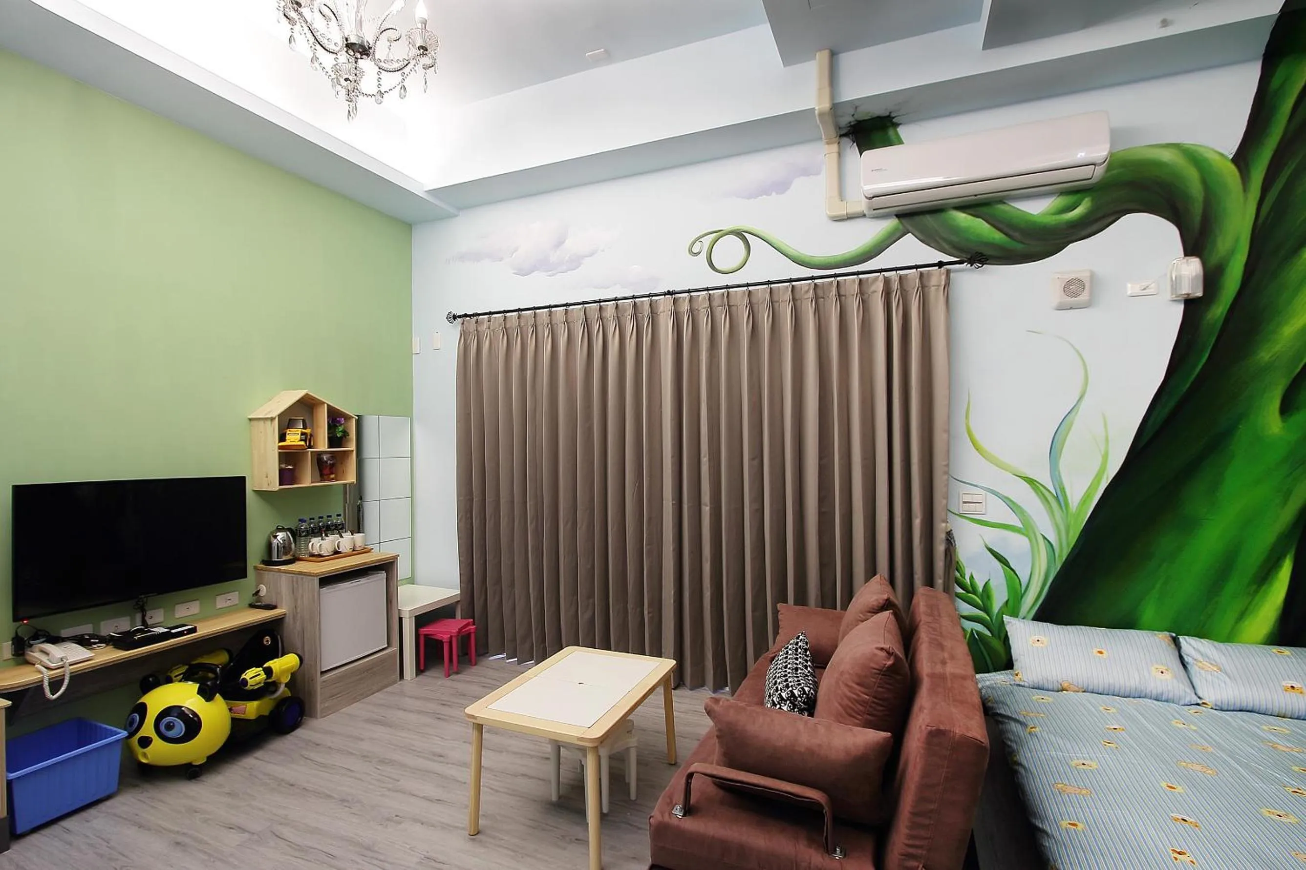 Decorative detail in Jack Castle