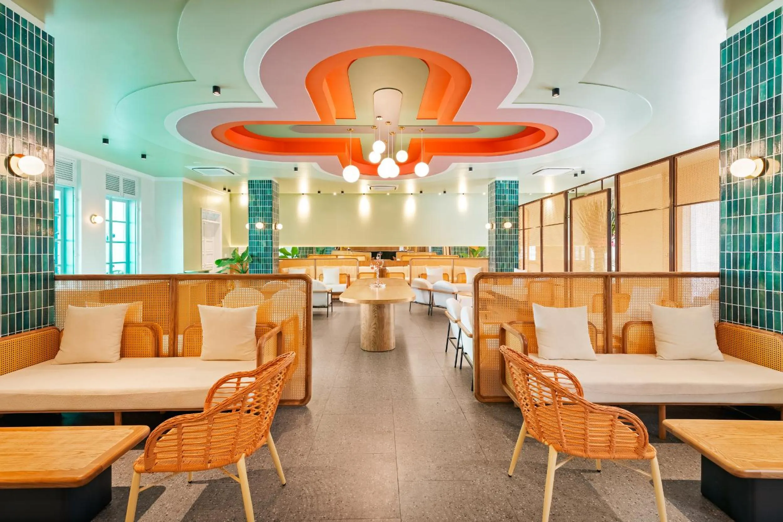 Restaurant/places to eat in Tuan Chau Resort Ha Long