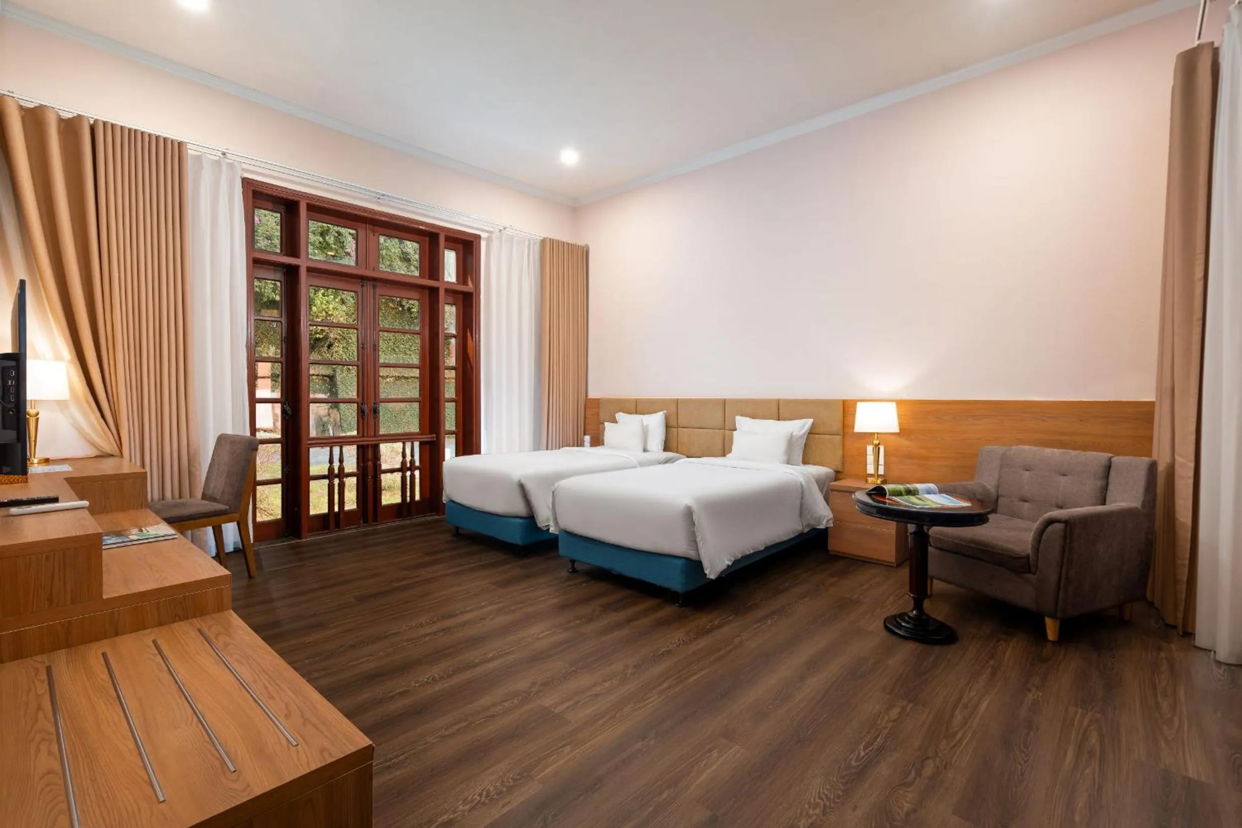 Bedroom, Bed in Tuan Chau Resort Ha Long