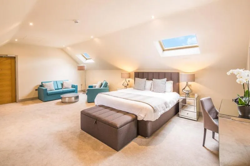 Bedroom, Bed in The Chequers Inn