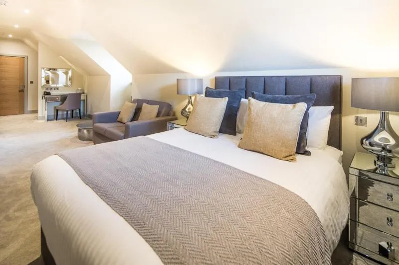 Bedroom, Bed in The Chequers Inn