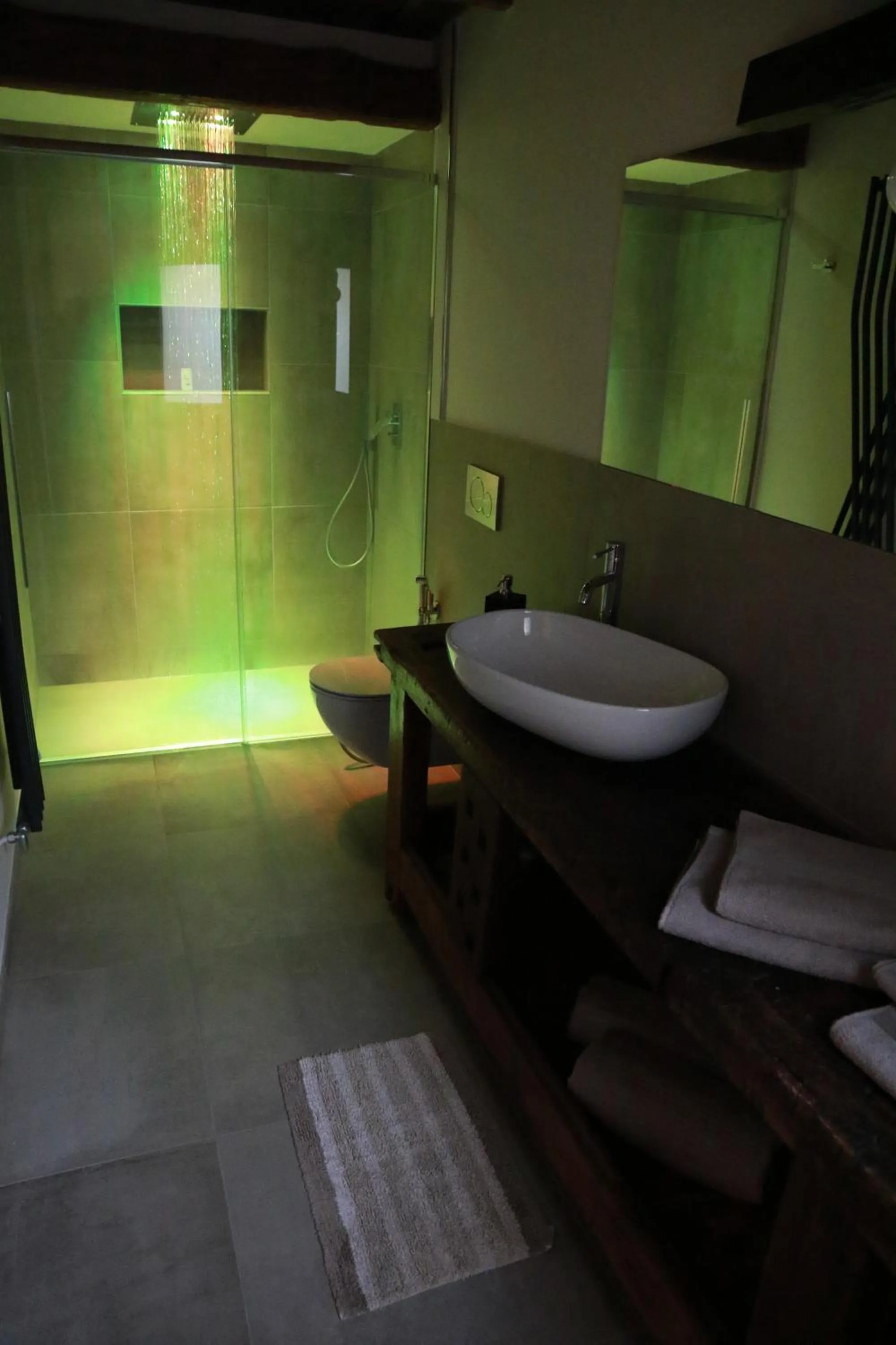 Shower in L'armonia della natura