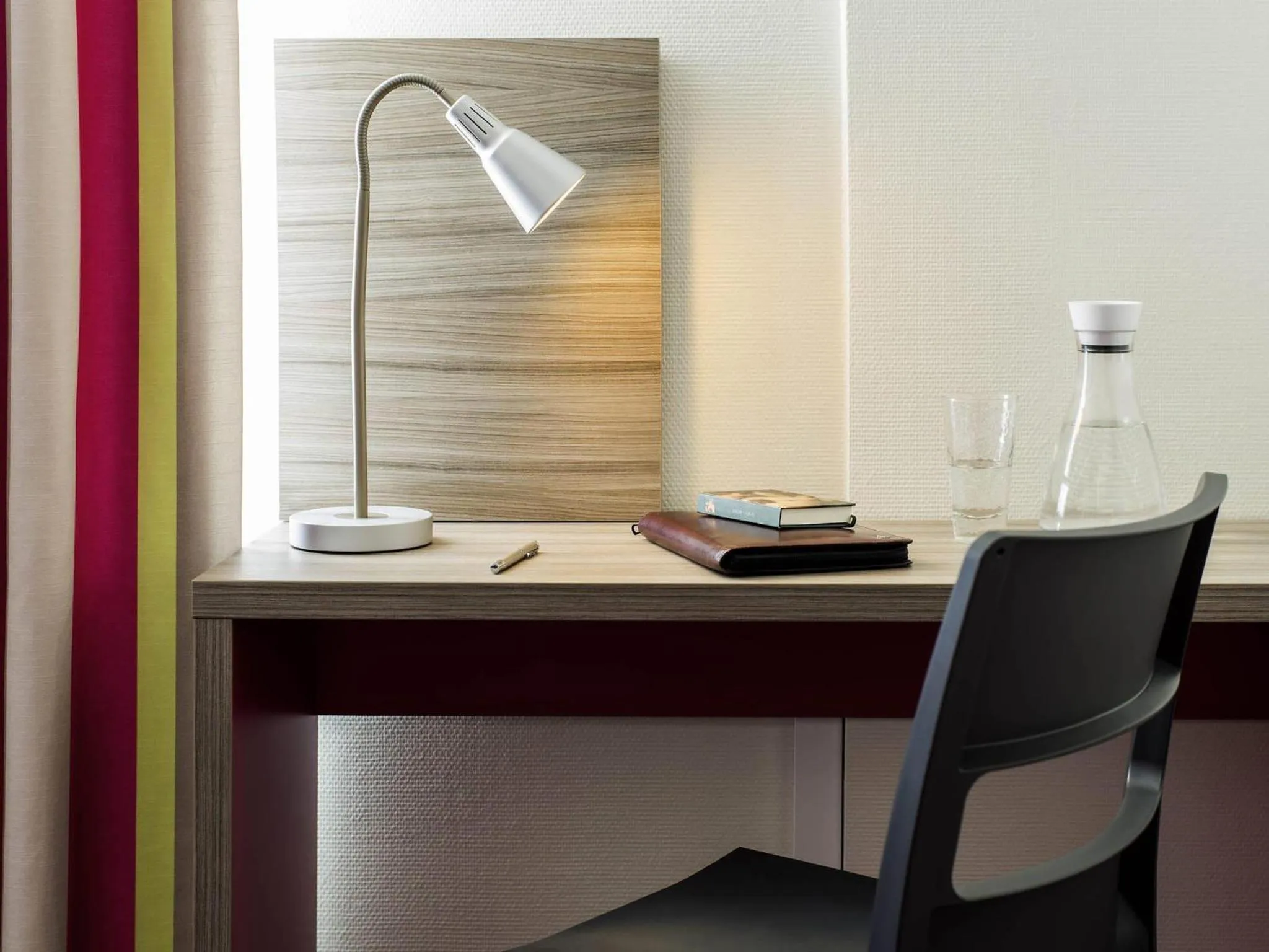 Bedroom in ibis Styles St Gilles Croix de Vie centre-ville