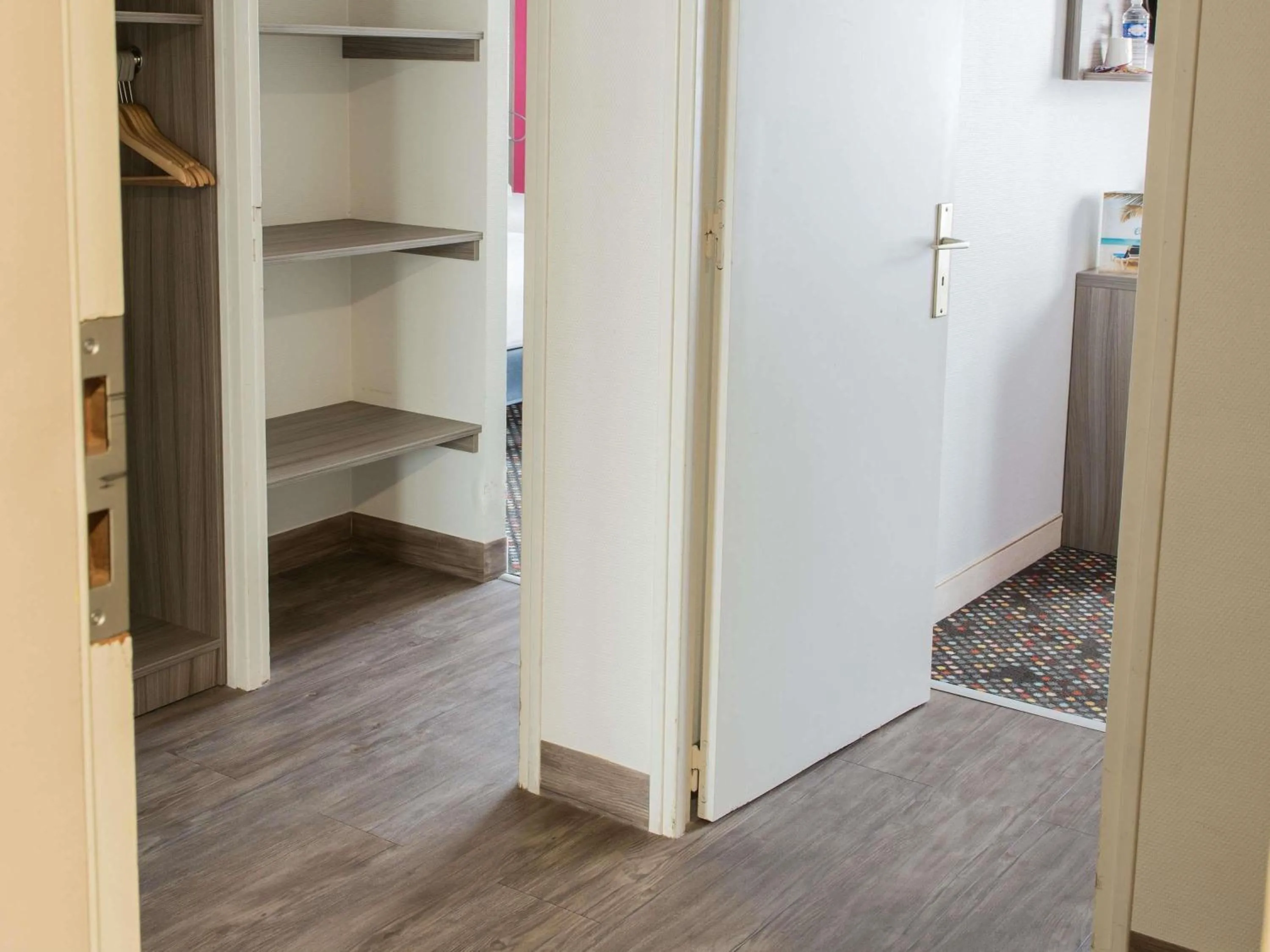 Bedroom in ibis Styles St Gilles Croix de Vie centre-ville