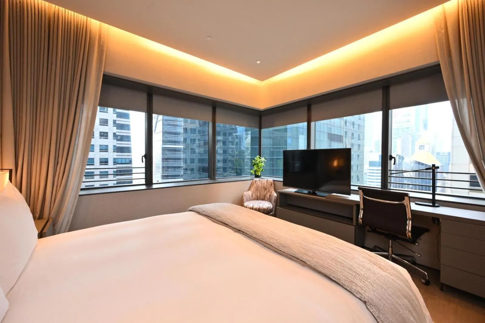 Bedroom, Bed in Dao by Dorsett AMTD Singapore