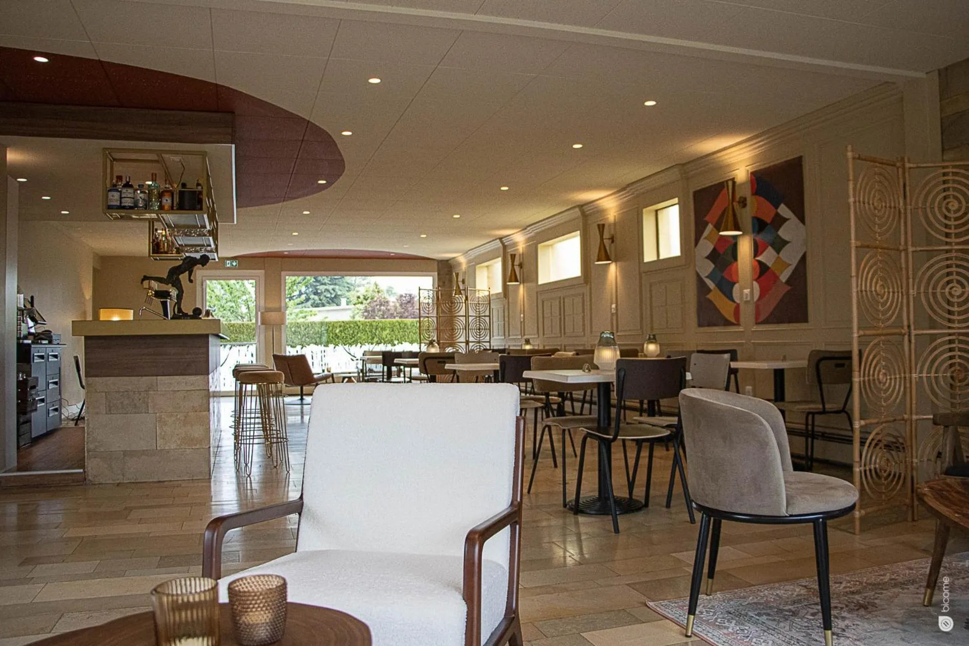 Business facilities in Logis Hôtel & Restaurant - Le Relais de Montigny