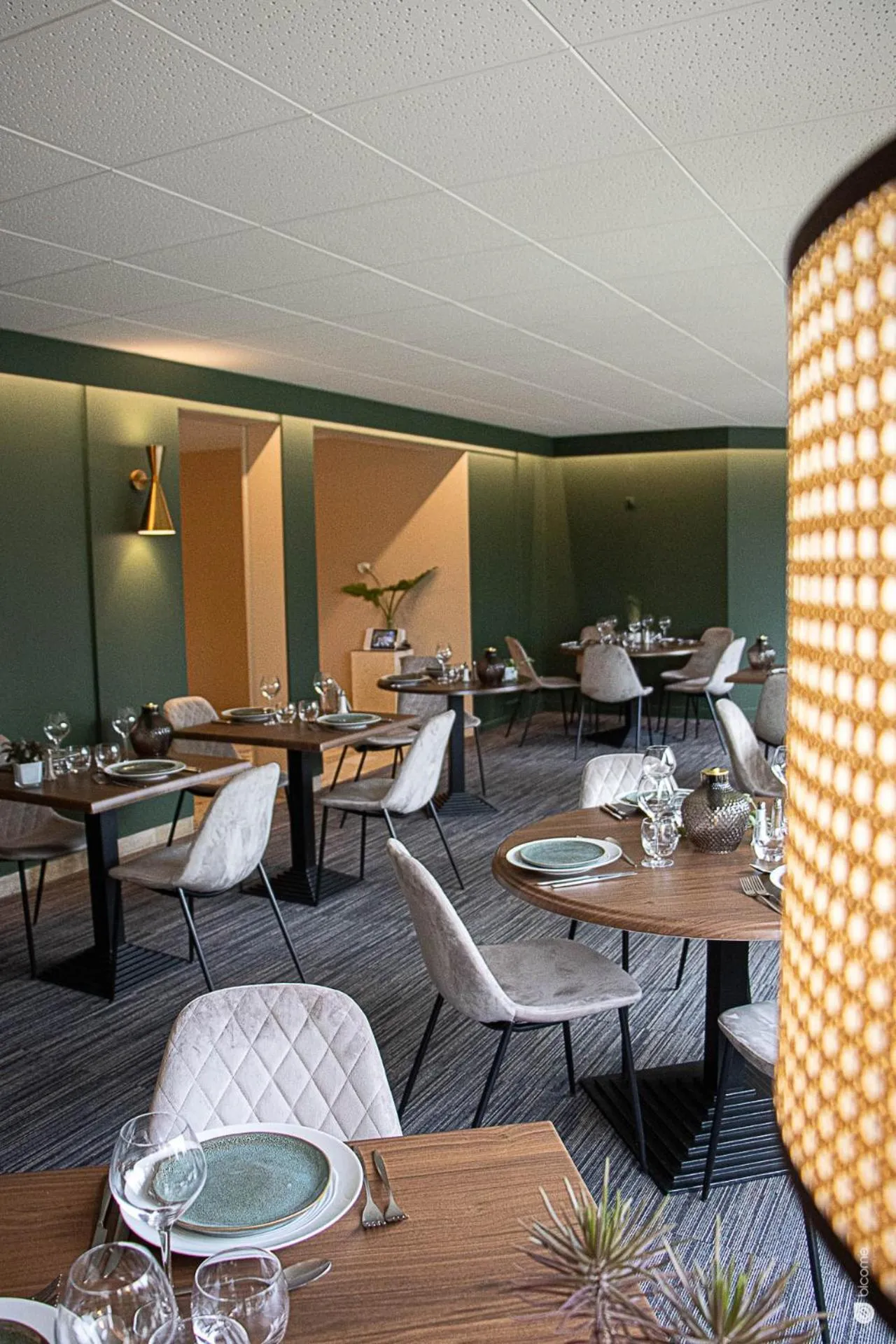 Restaurant/places to eat in Logis Hôtel & Restaurant - Le Relais de Montigny