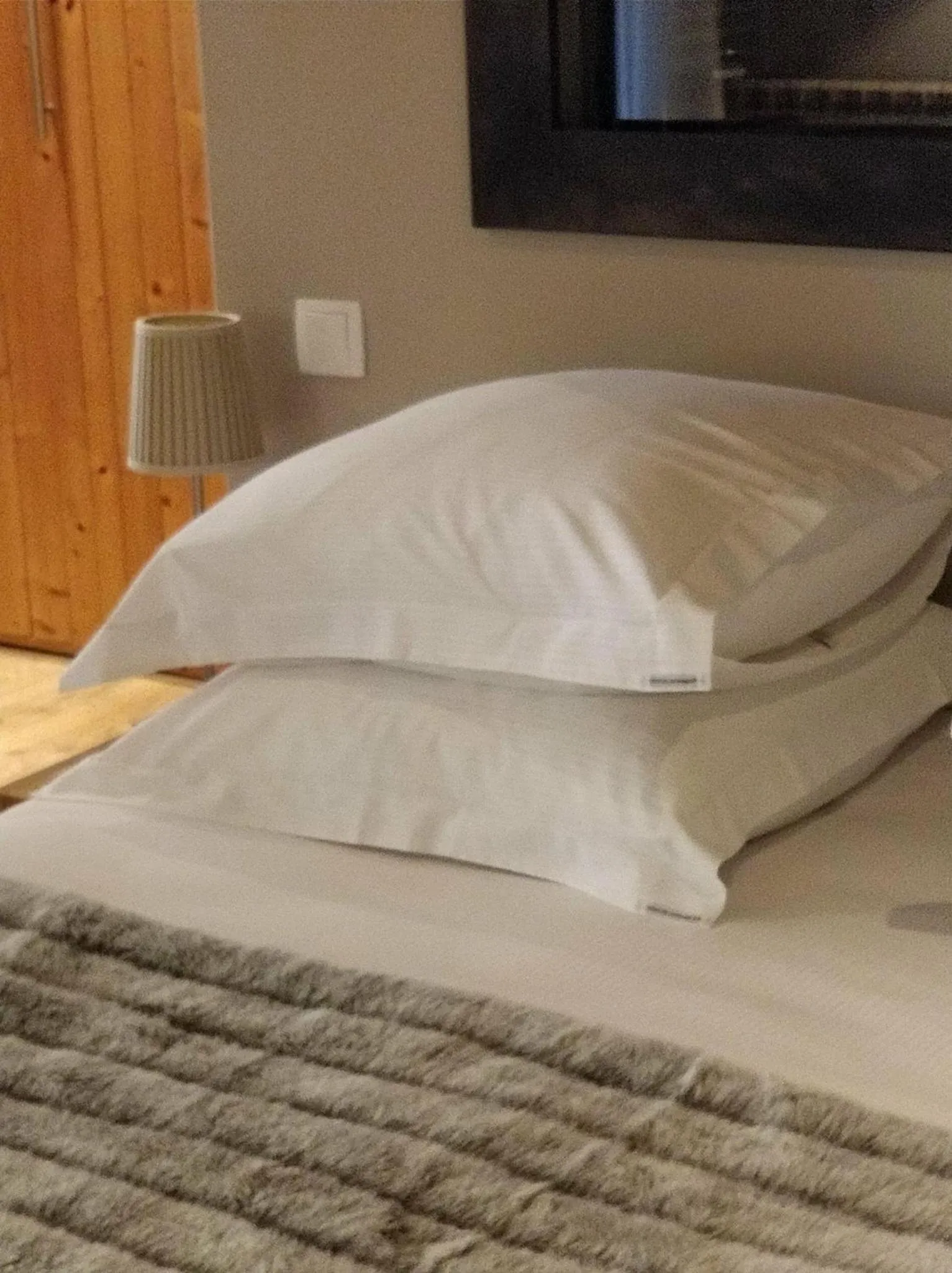 Decorative detail, Bed in Clos Masure hôtel de campagne