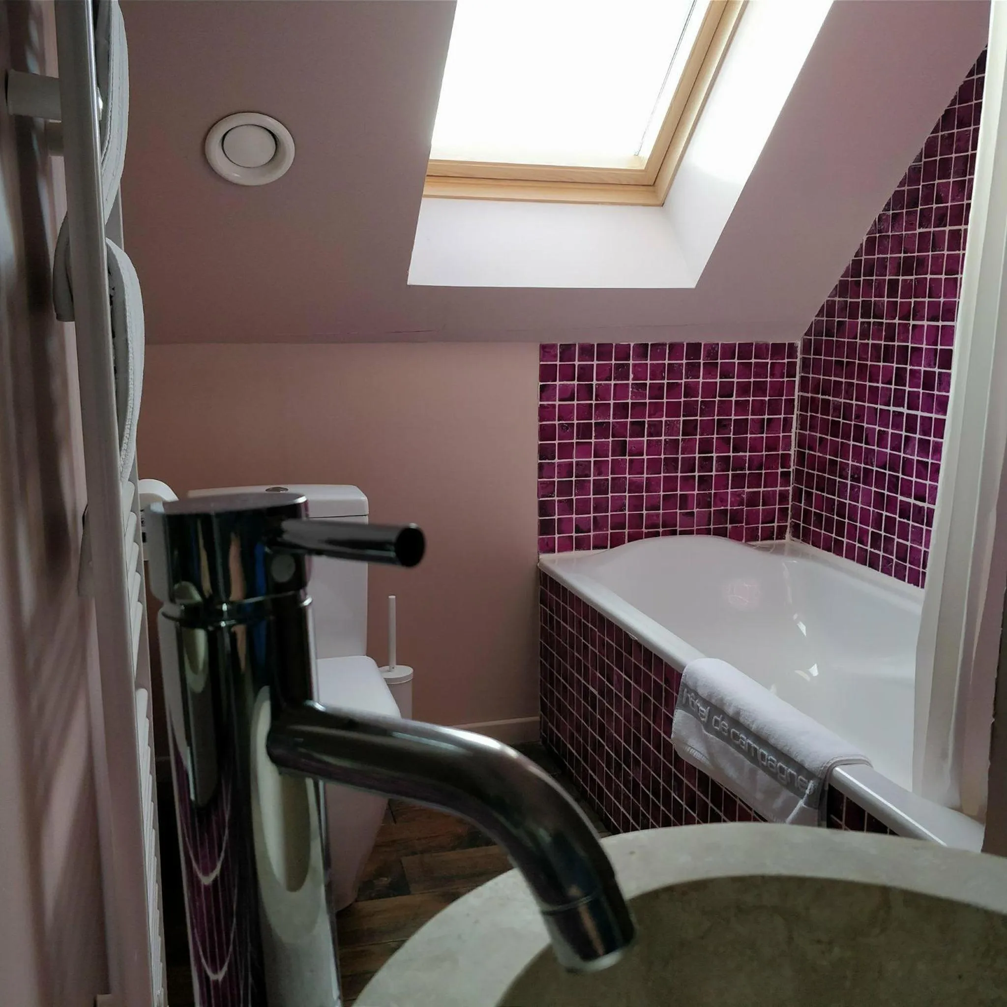 Bathroom in Clos Masure hôtel de campagne