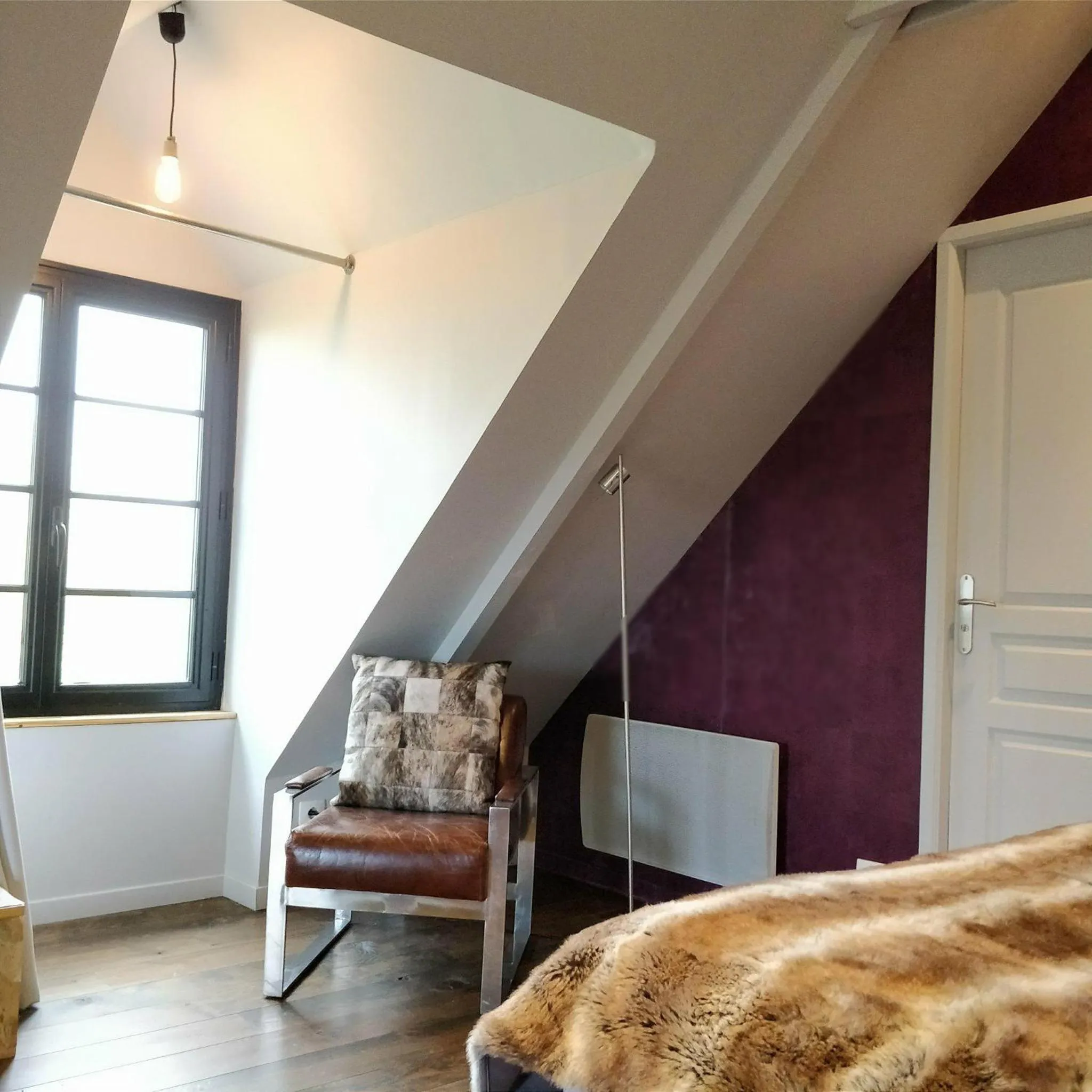 Pool view, Bed in Clos Masure hôtel de campagne