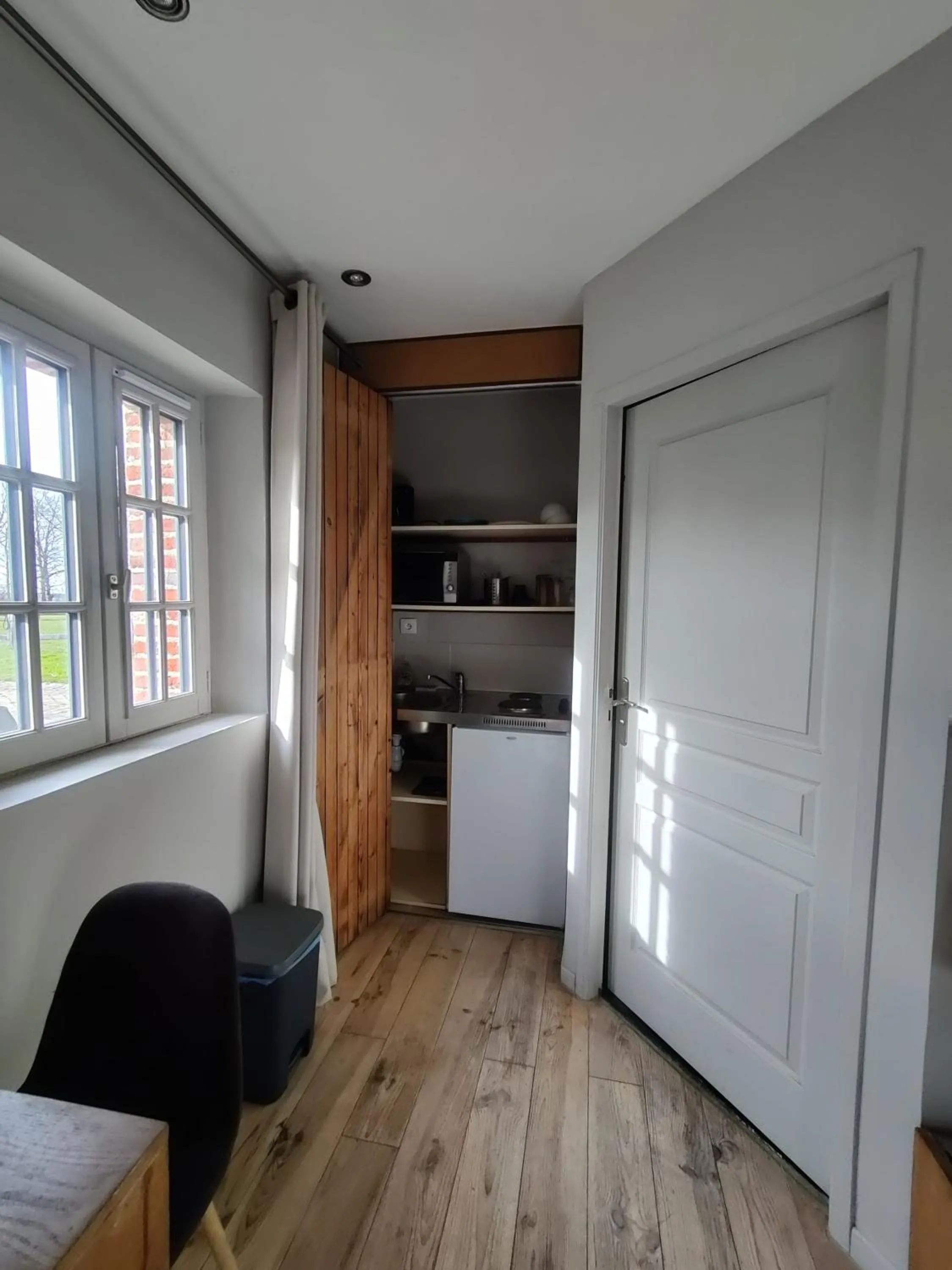 Kitchen or kitchenette in Clos Masure hôtel de campagne