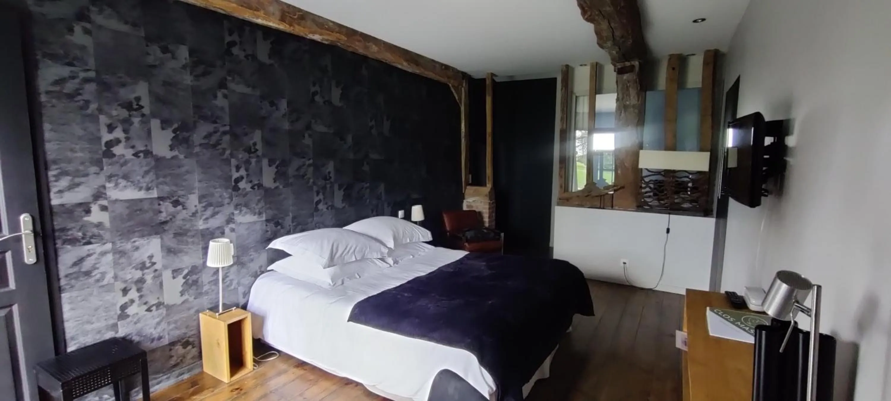 Bed in Clos Masure hôtel de campagne