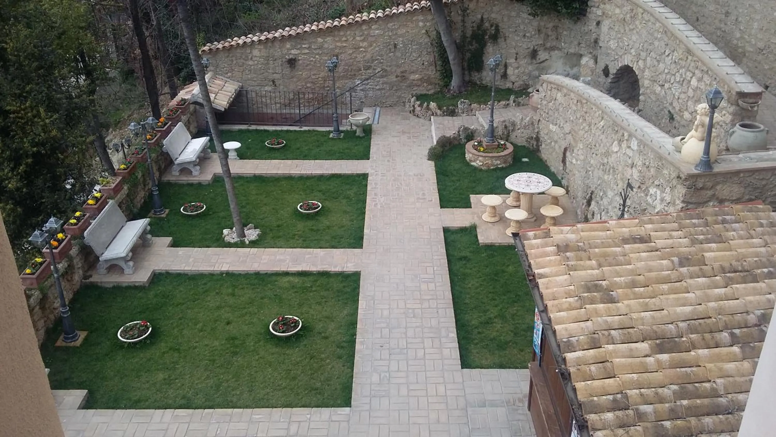 Garden in Palazzo Moraschi Subiaco