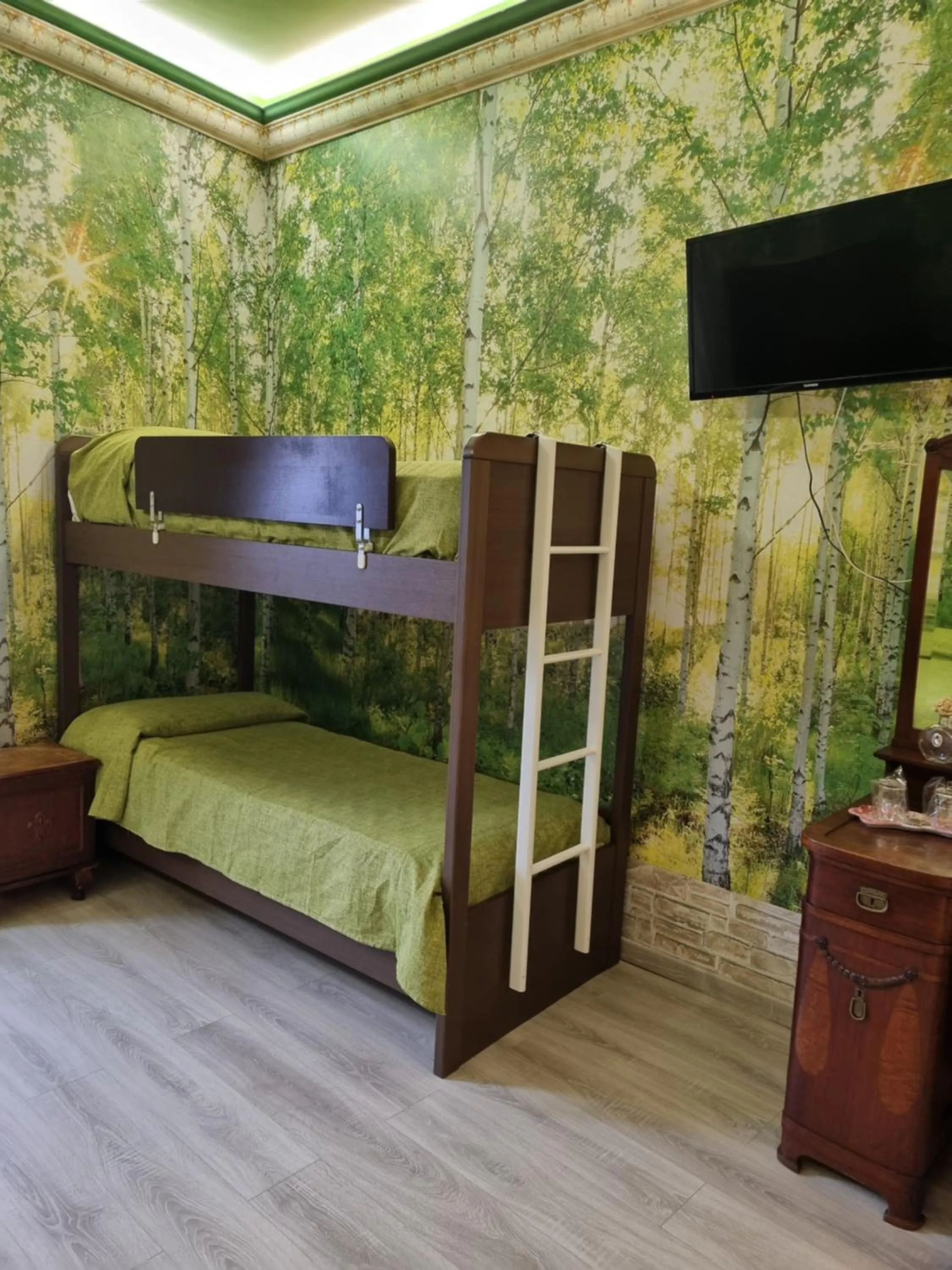 bunk bed, Bed in Palazzo Moraschi Subiaco