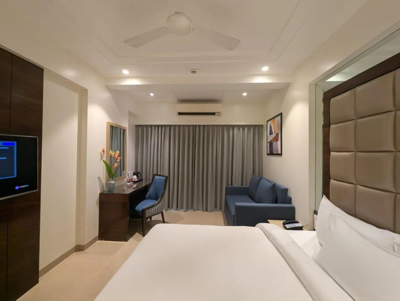 Bed in Meritas Grand Inn Calangute