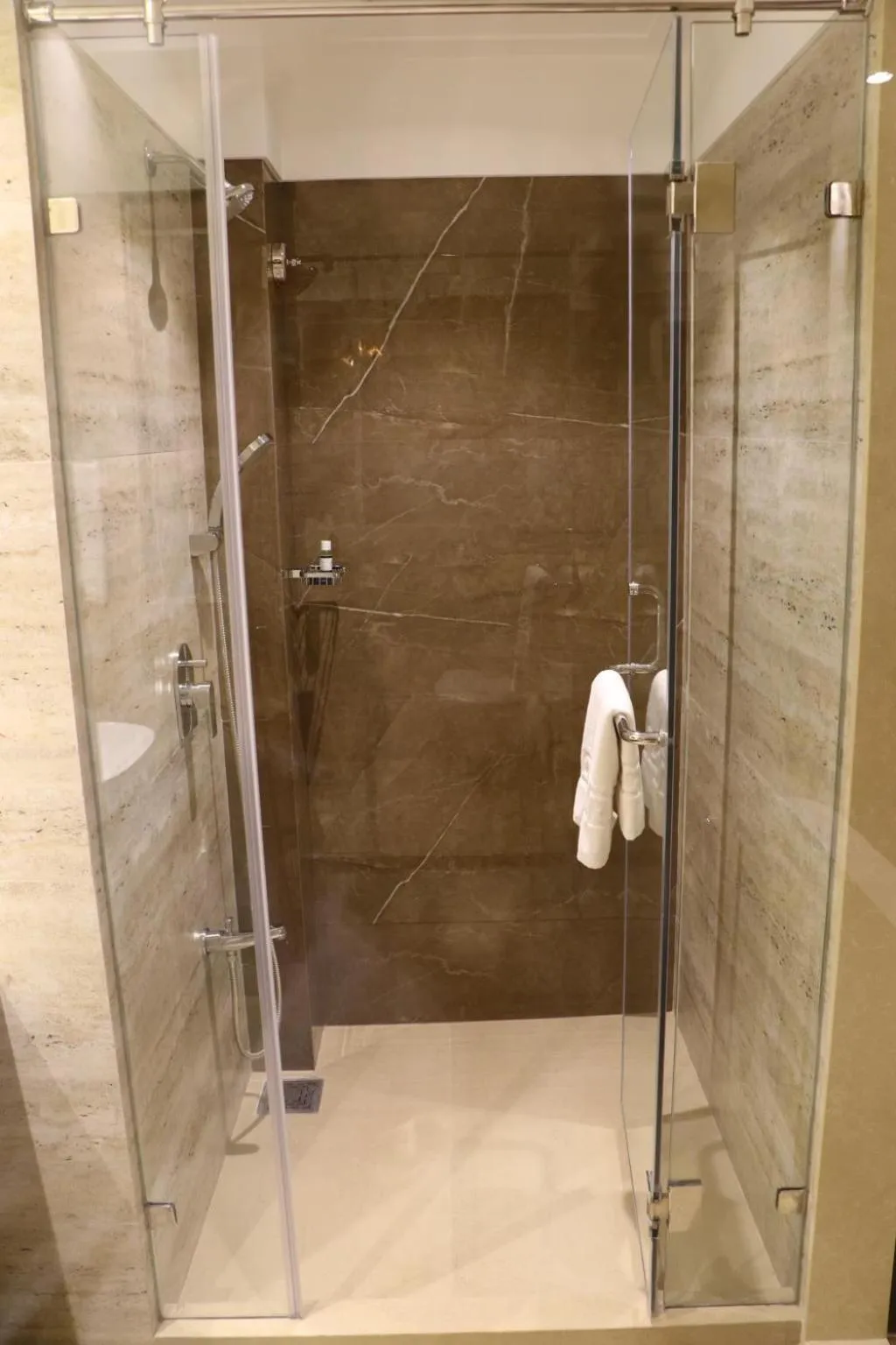 Bathroom in Meritas Grand Inn Calangute