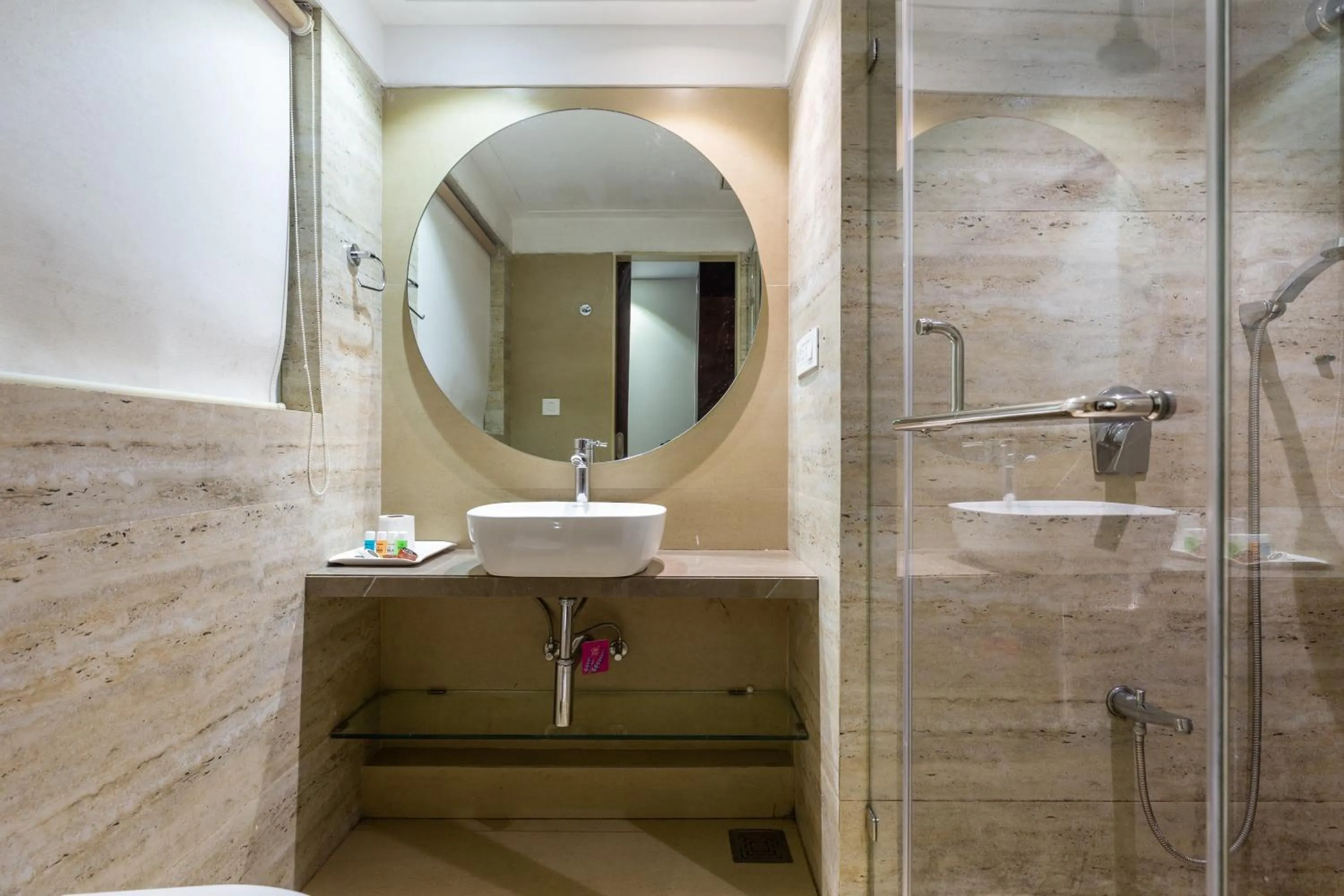 Bathroom in Calux Grand Inn Calangute - Formerly Amara Grand Inn