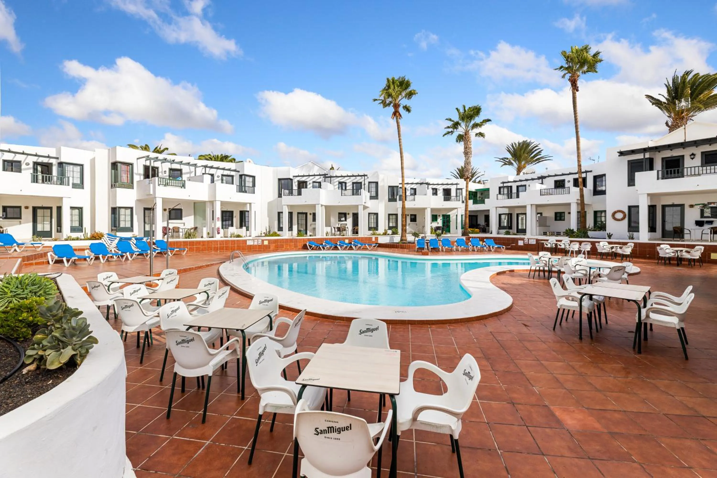 Apartamentos Luz Y Mar