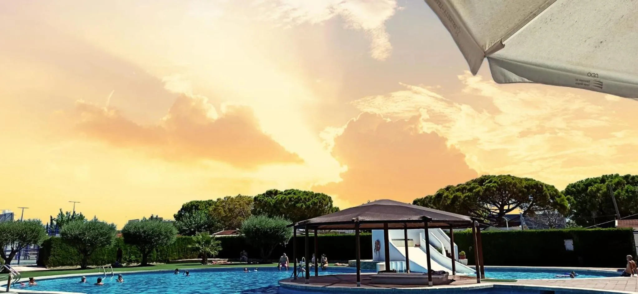 Pool view in Camping San Javier