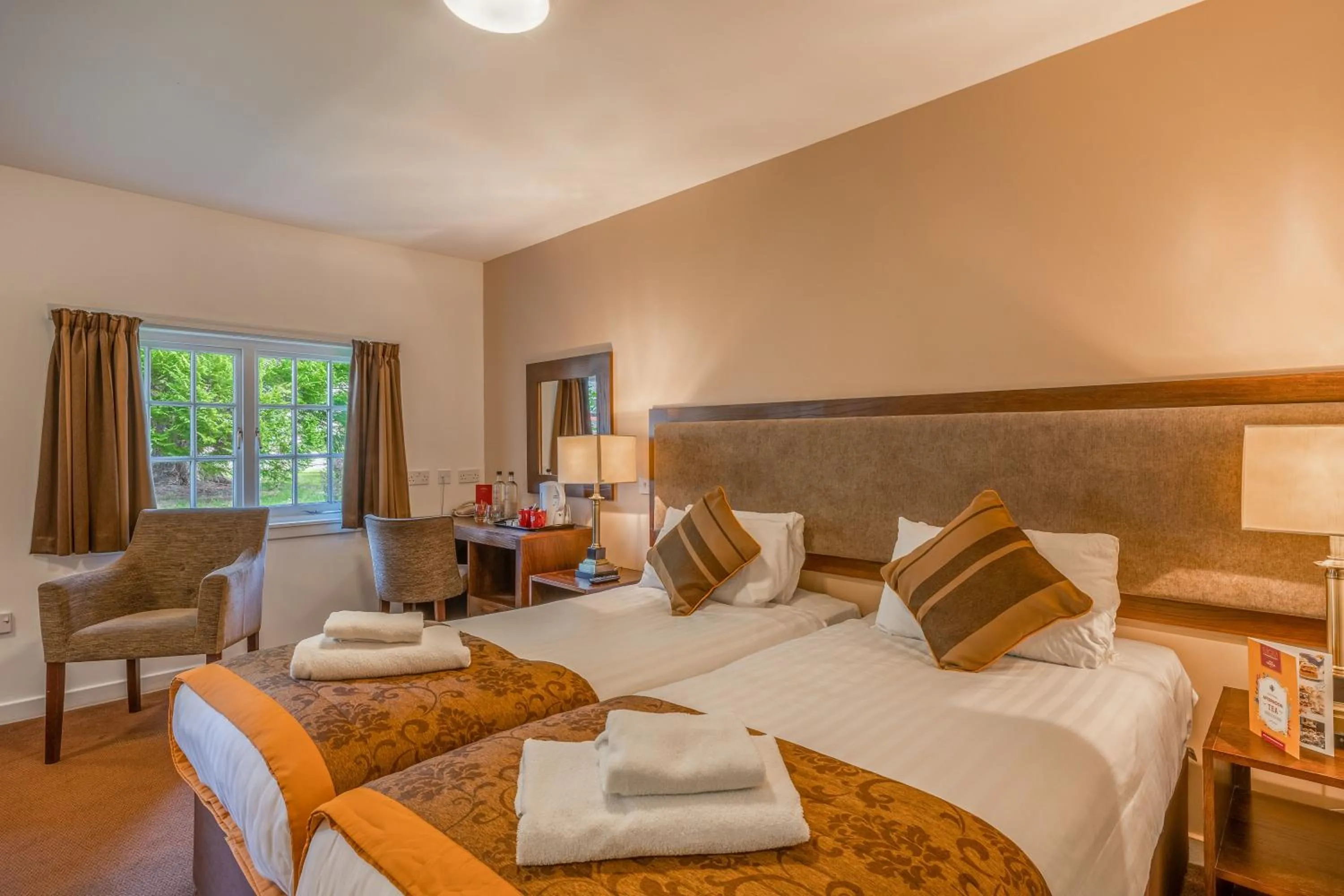 Bedroom, Bed in Muthu Newton Hotel (Near Inverness Airport)