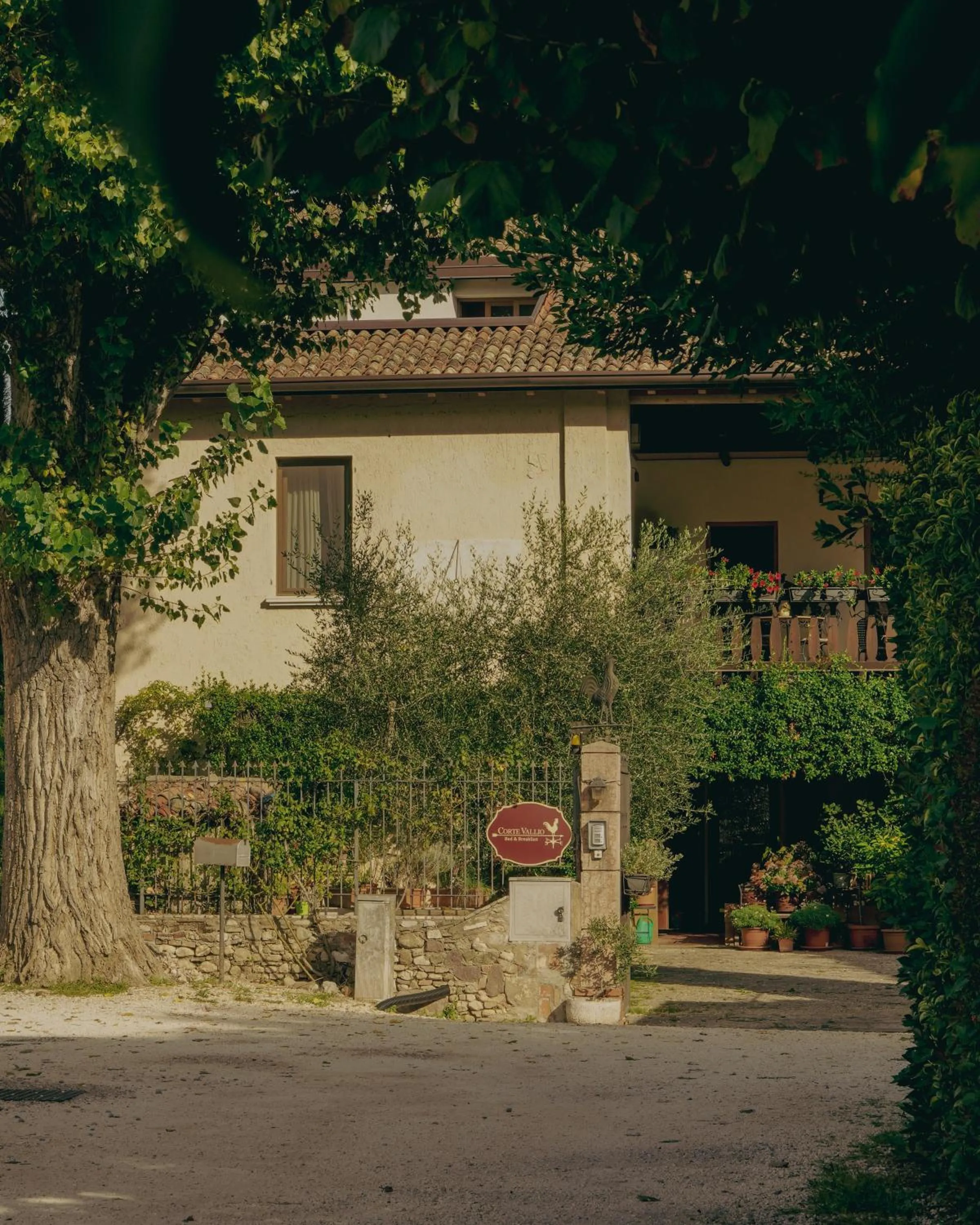 Property building in Corte Vallio