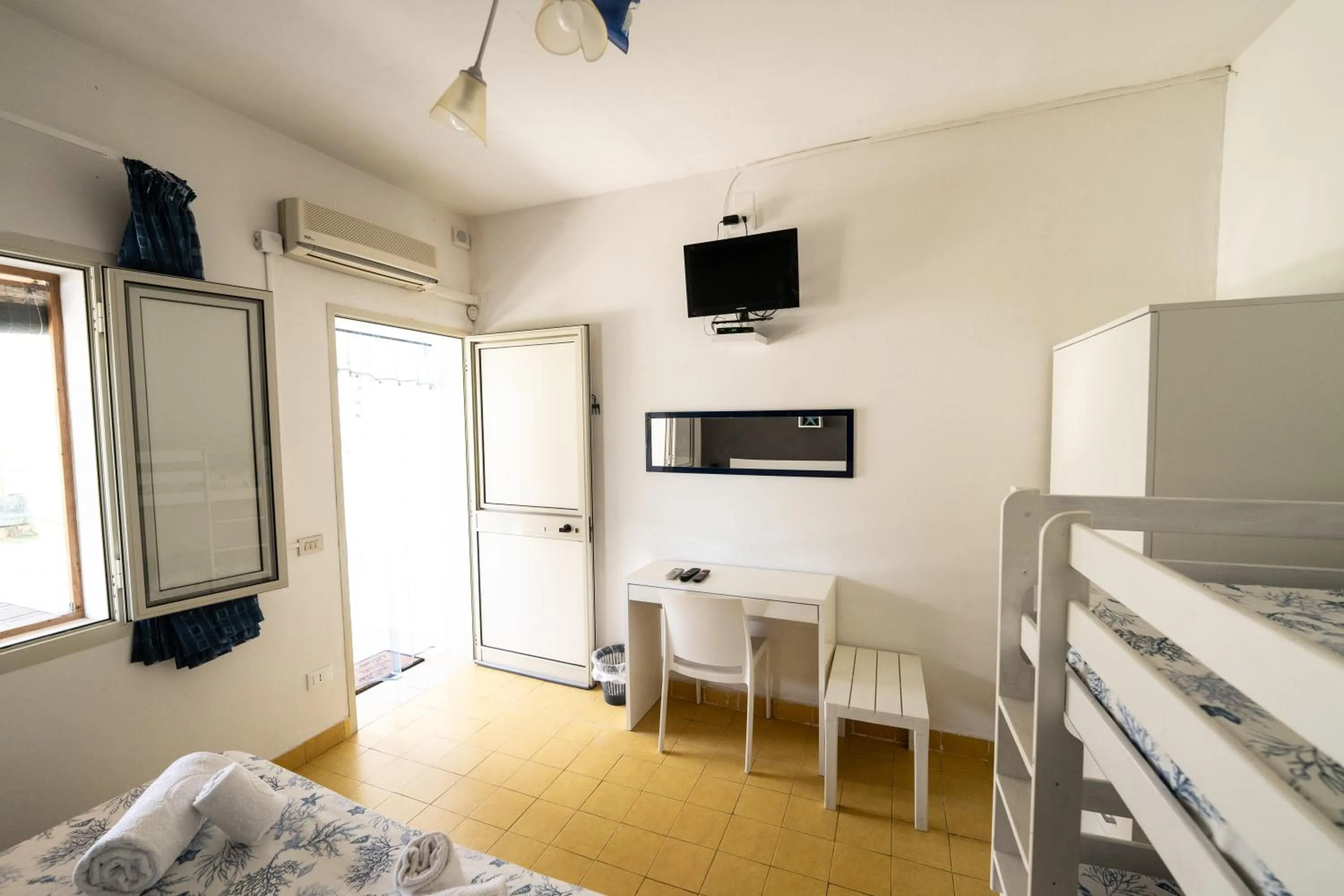 Bed in Villa Giulia Tonnara di Bonagia