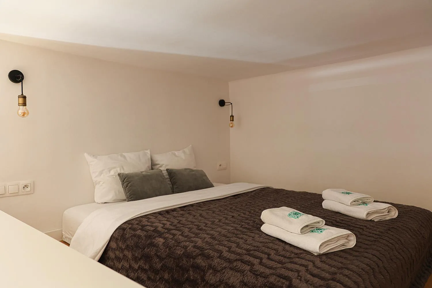 Deluxe Apartment in BC7 Apartments