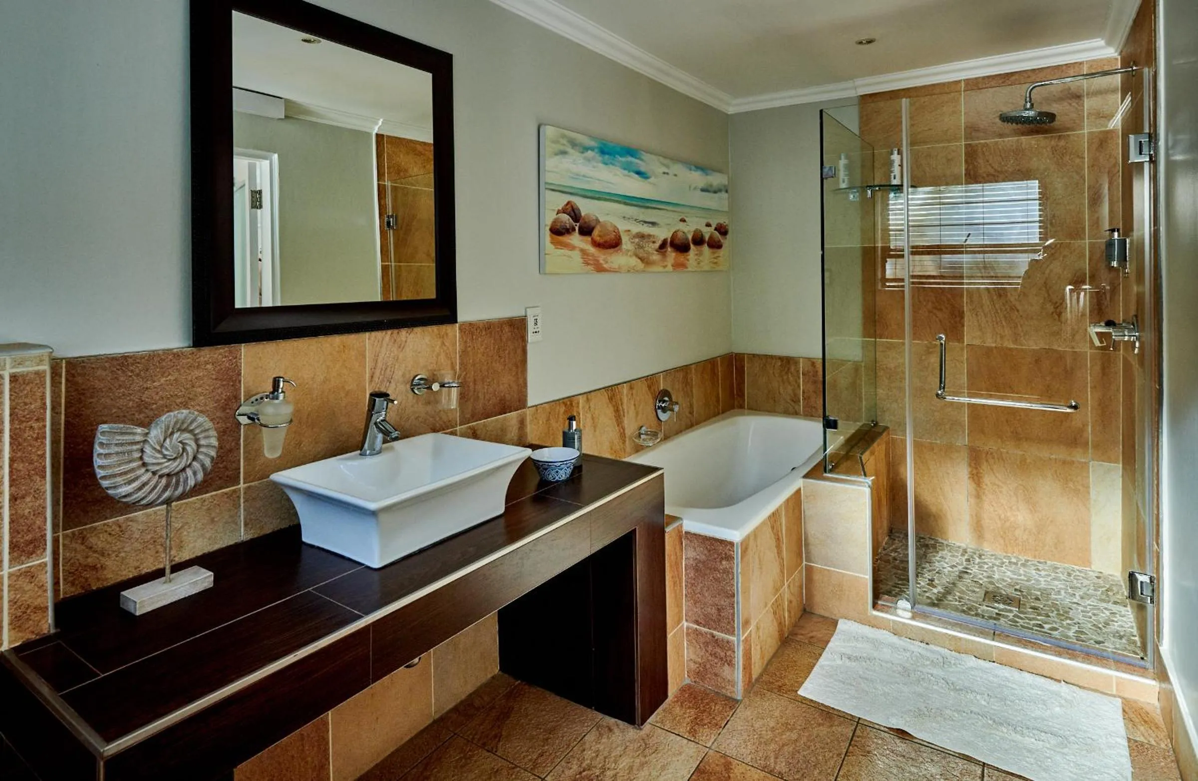 Shower in The Hamptons Guest House