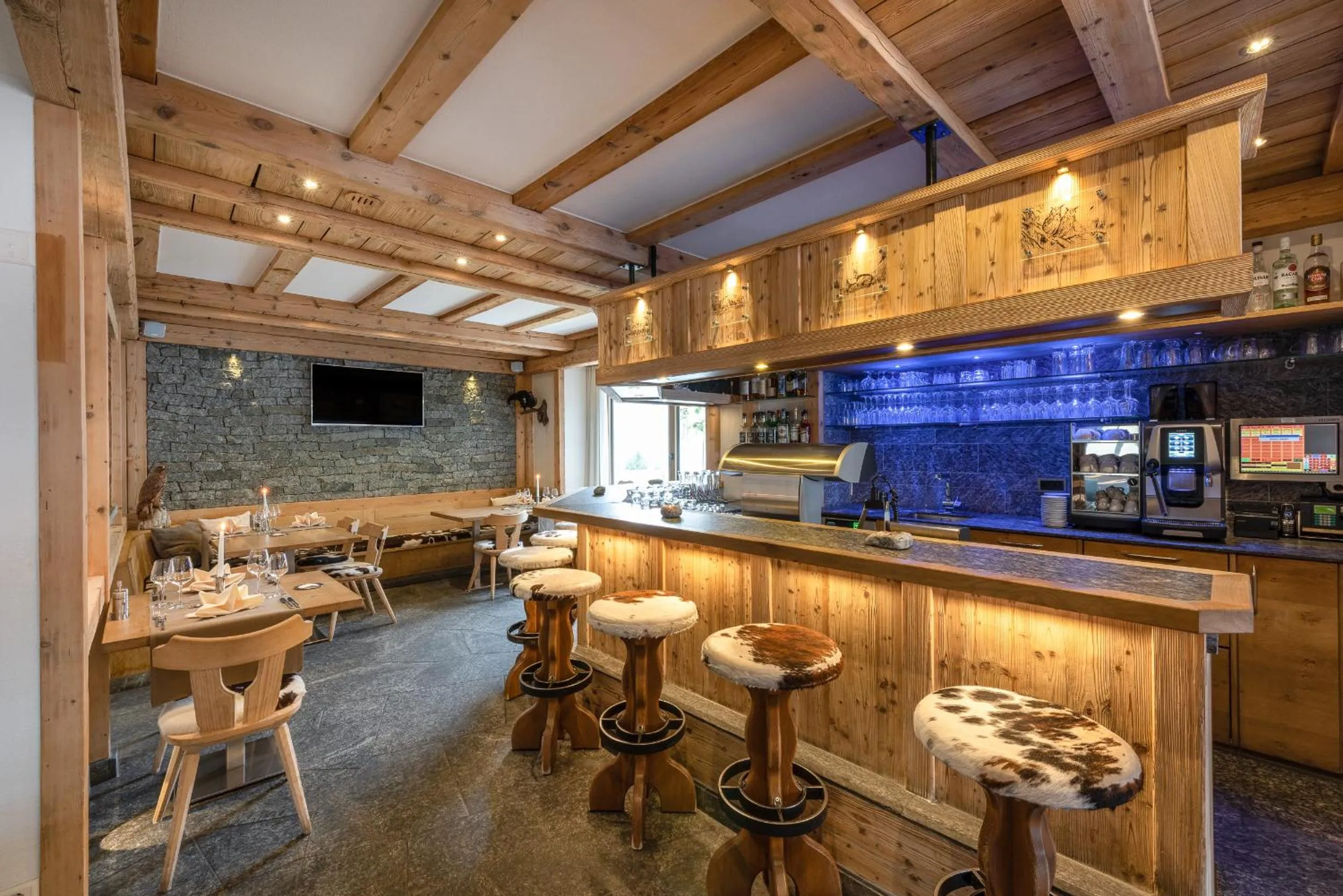 Restaurant/places to eat in Hotel Crusch Alba Zernez