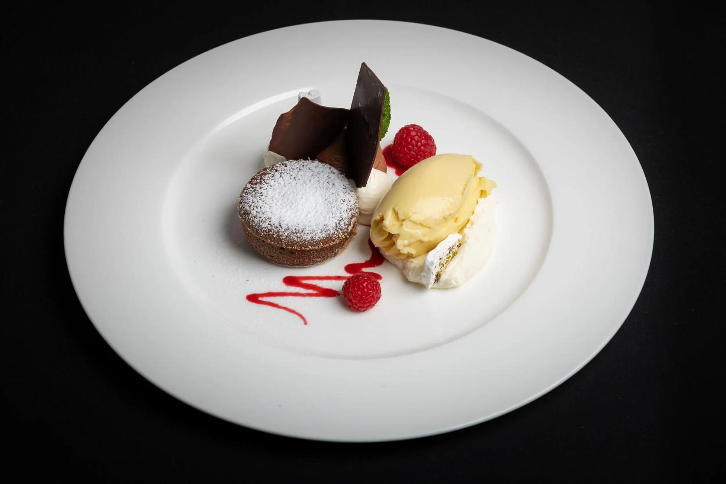 Restaurant/places to eat in Hotel Crusch Alba Zernez