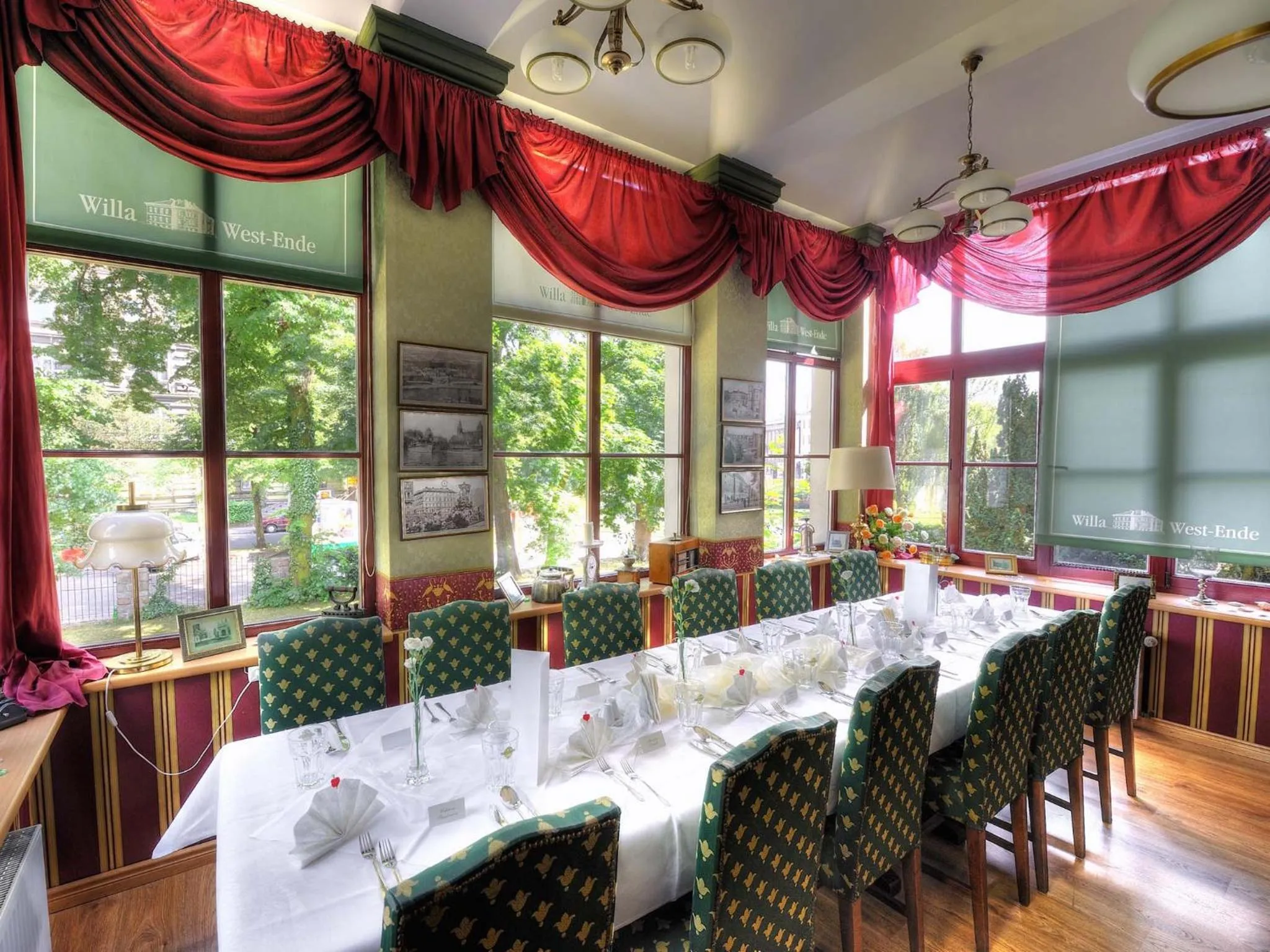 Restaurant/places to eat in Willa West Ende