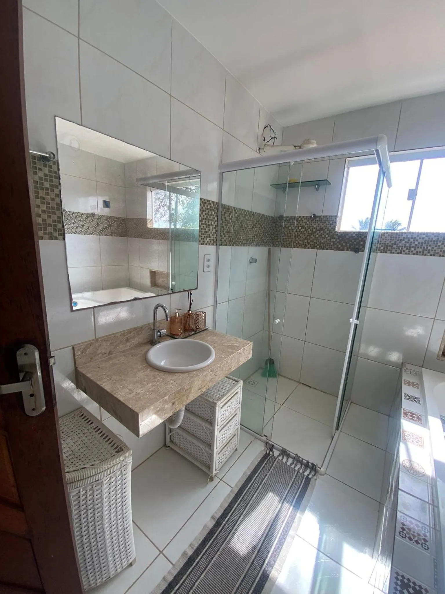 Shower in Casa Blue Horse Pipa