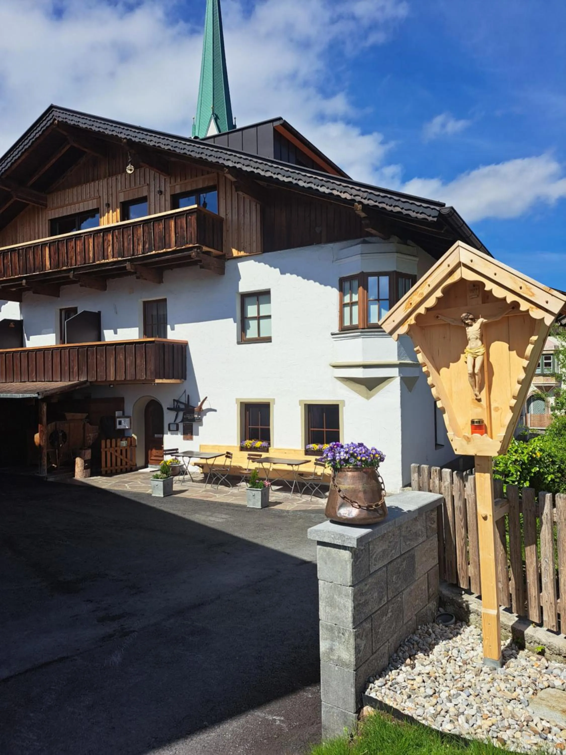 Property building in Stauders Zimmer und Ferienwohnungen