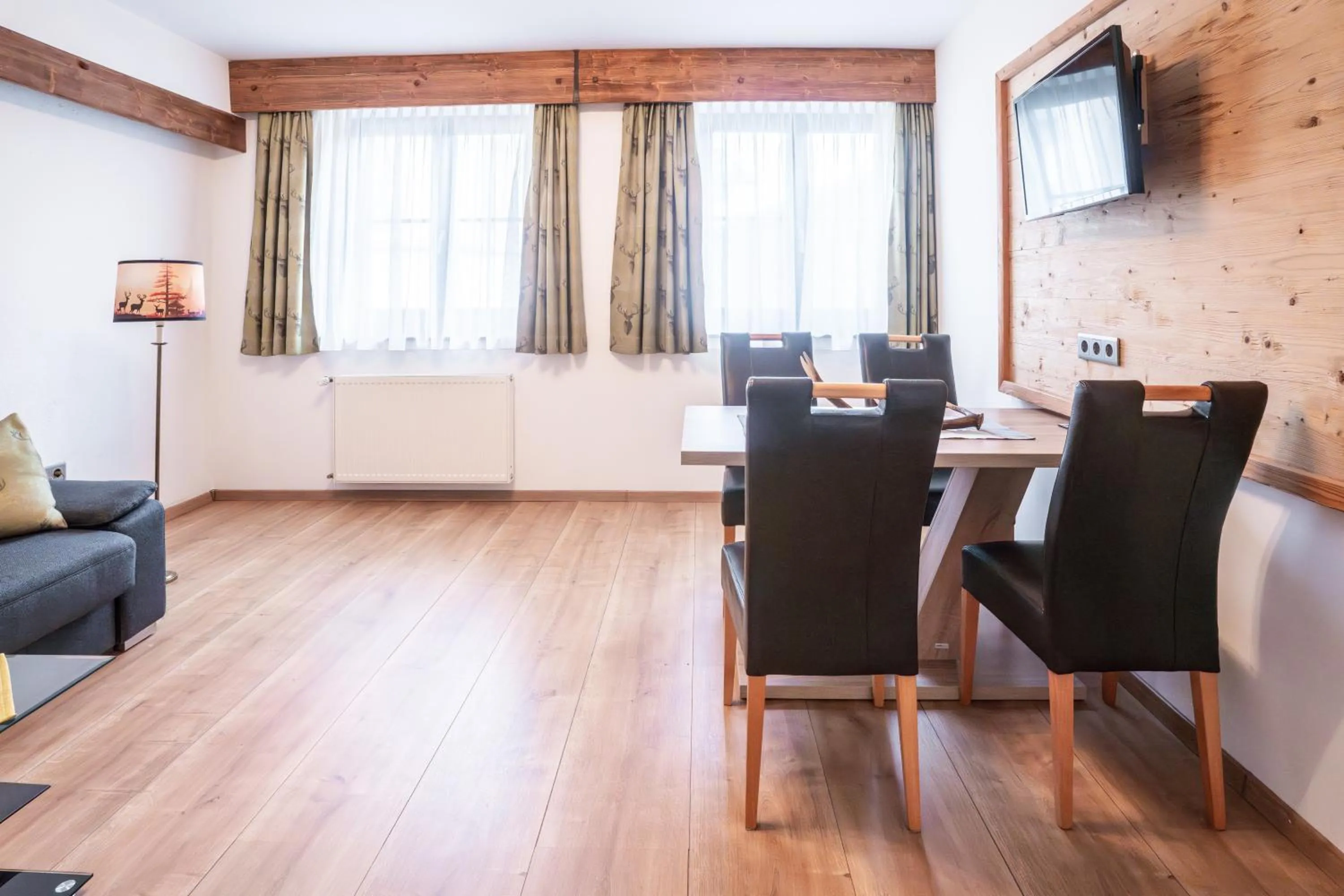 TV and multimedia in Stauders Zimmer und Ferienwohnungen