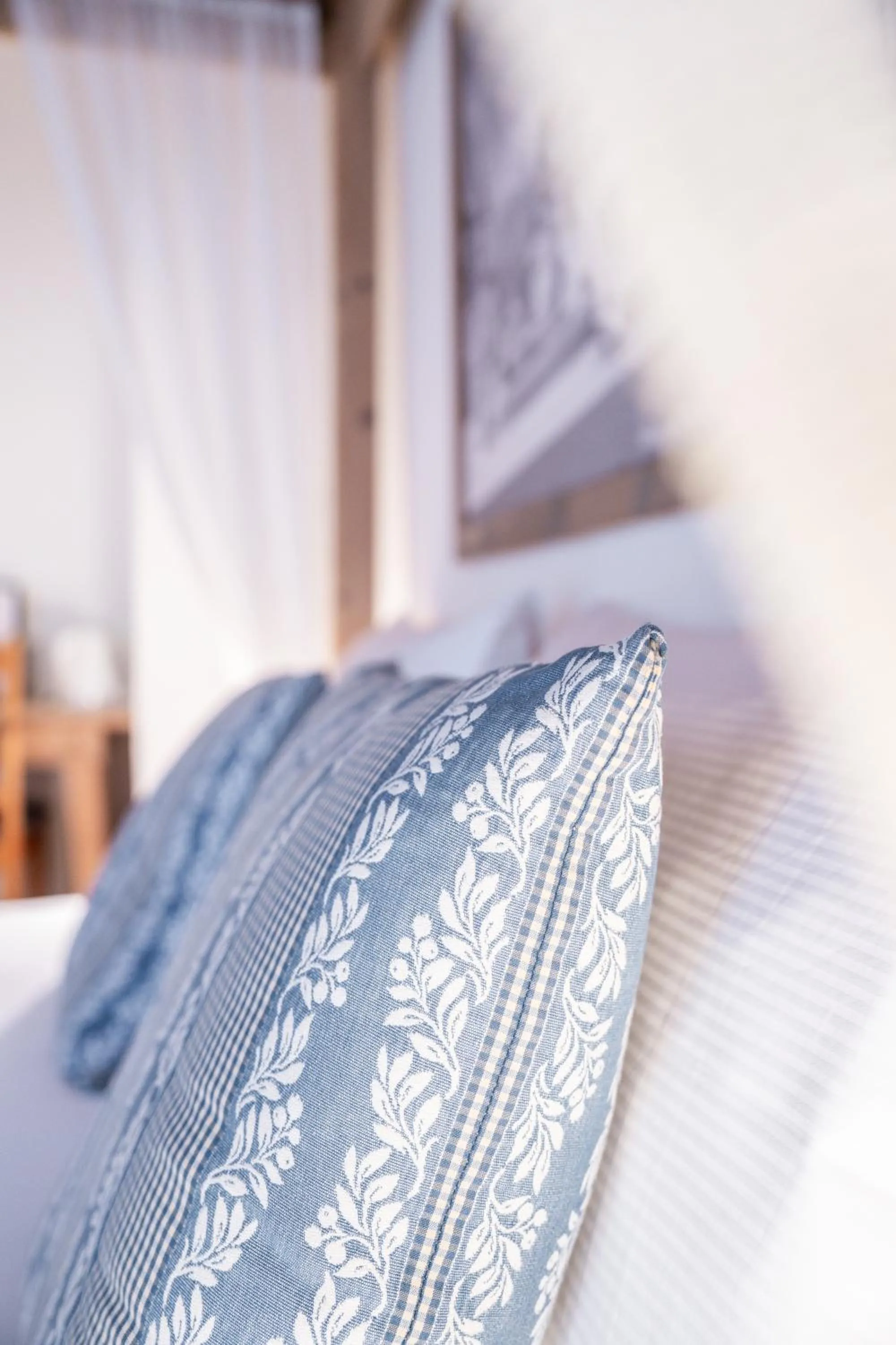 Decorative detail, Bed in Stauders Zimmer und Ferienwohnungen