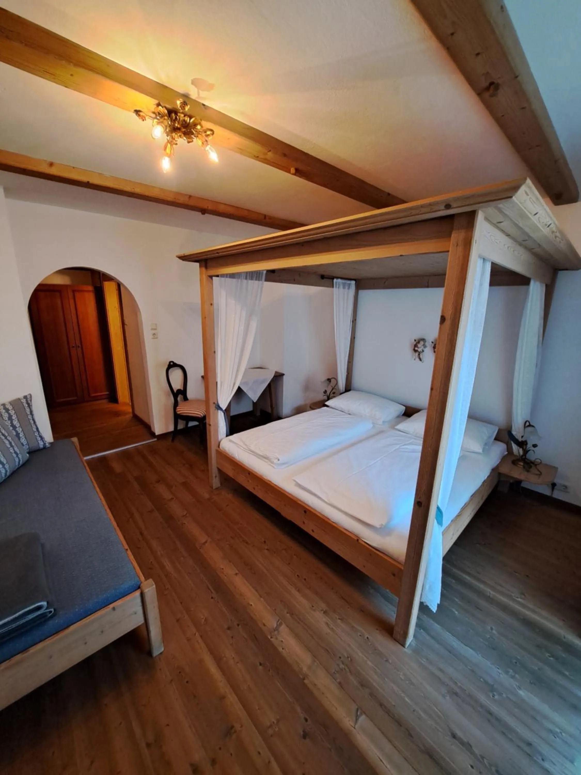 Bed in Gasthof Stauder