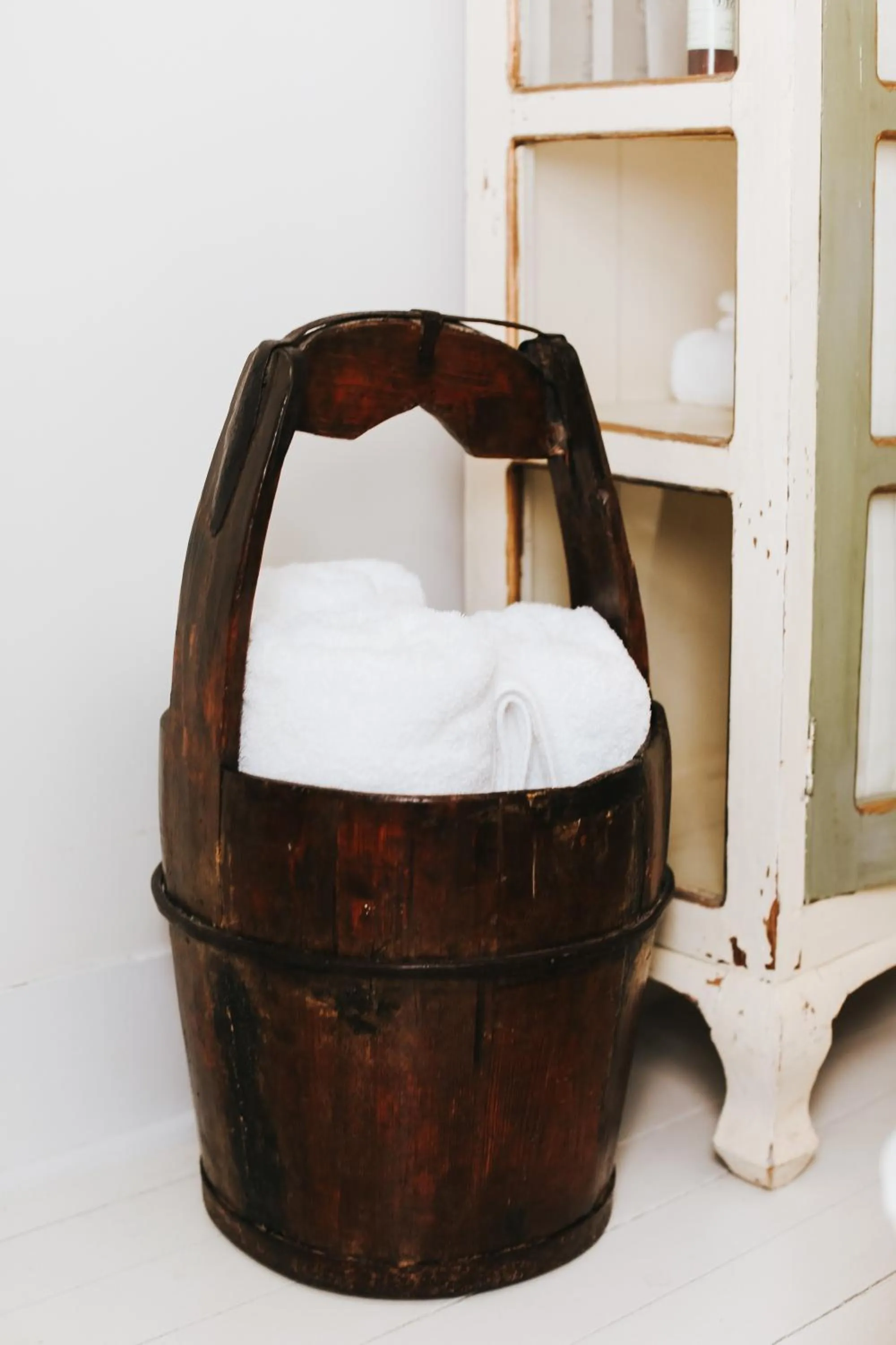 Bed in Chebeague Island Inn