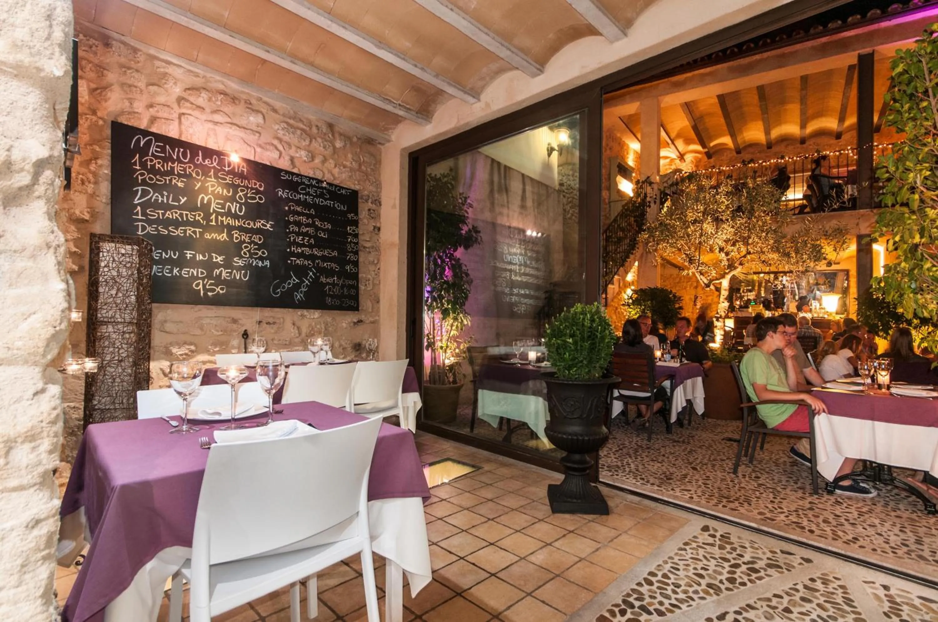 Restaurant/places to eat in Ca´n Pere