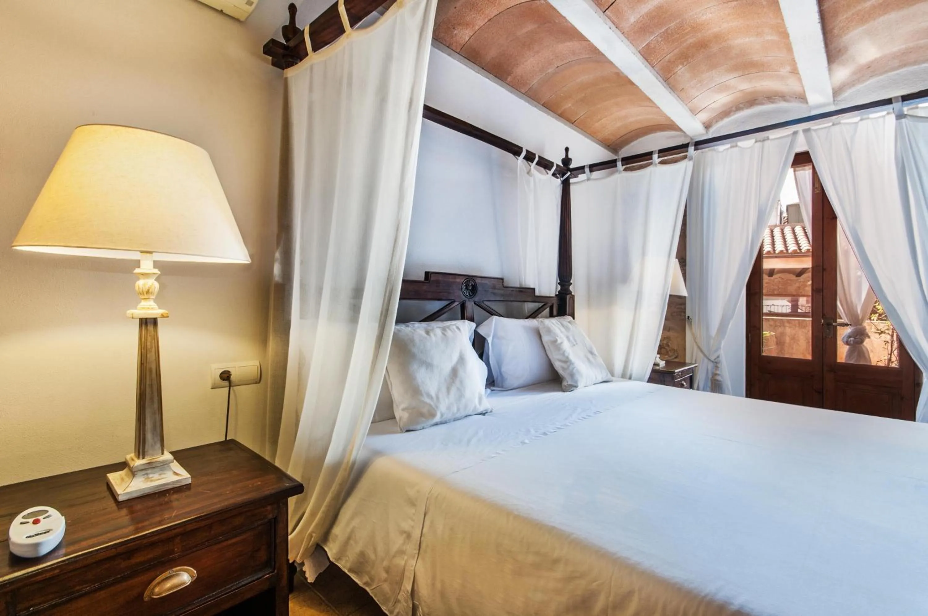 Decorative detail, Bed in Ca´n Pere