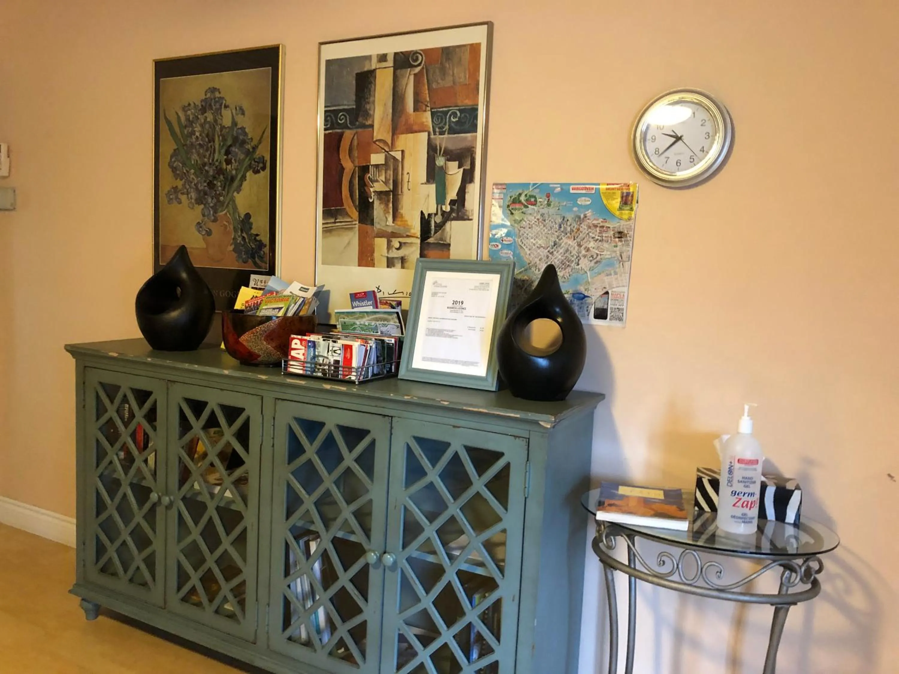 Lobby or reception in Cozy Bedrooms Guest House