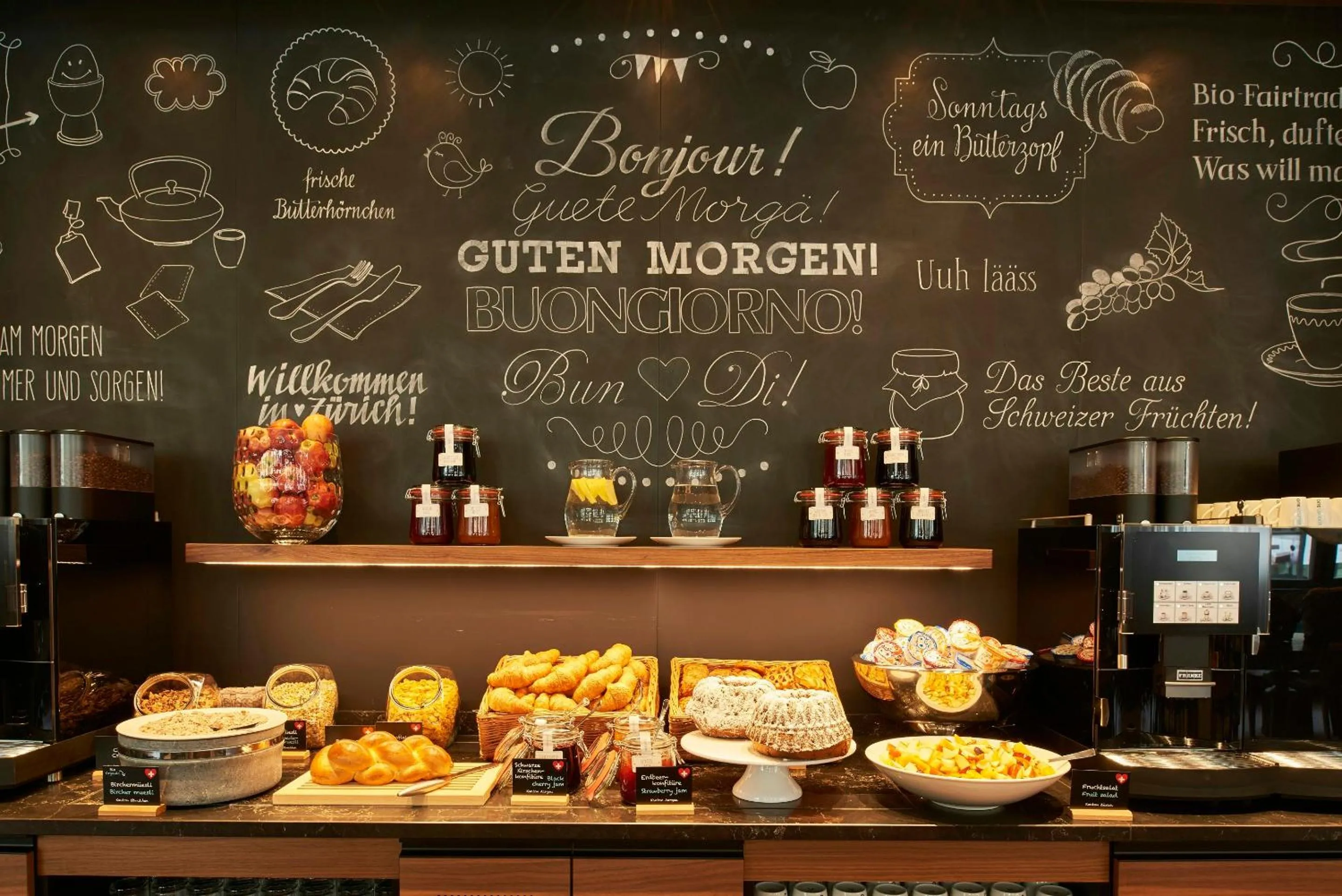 Buffet breakfast in Motel One Zürich