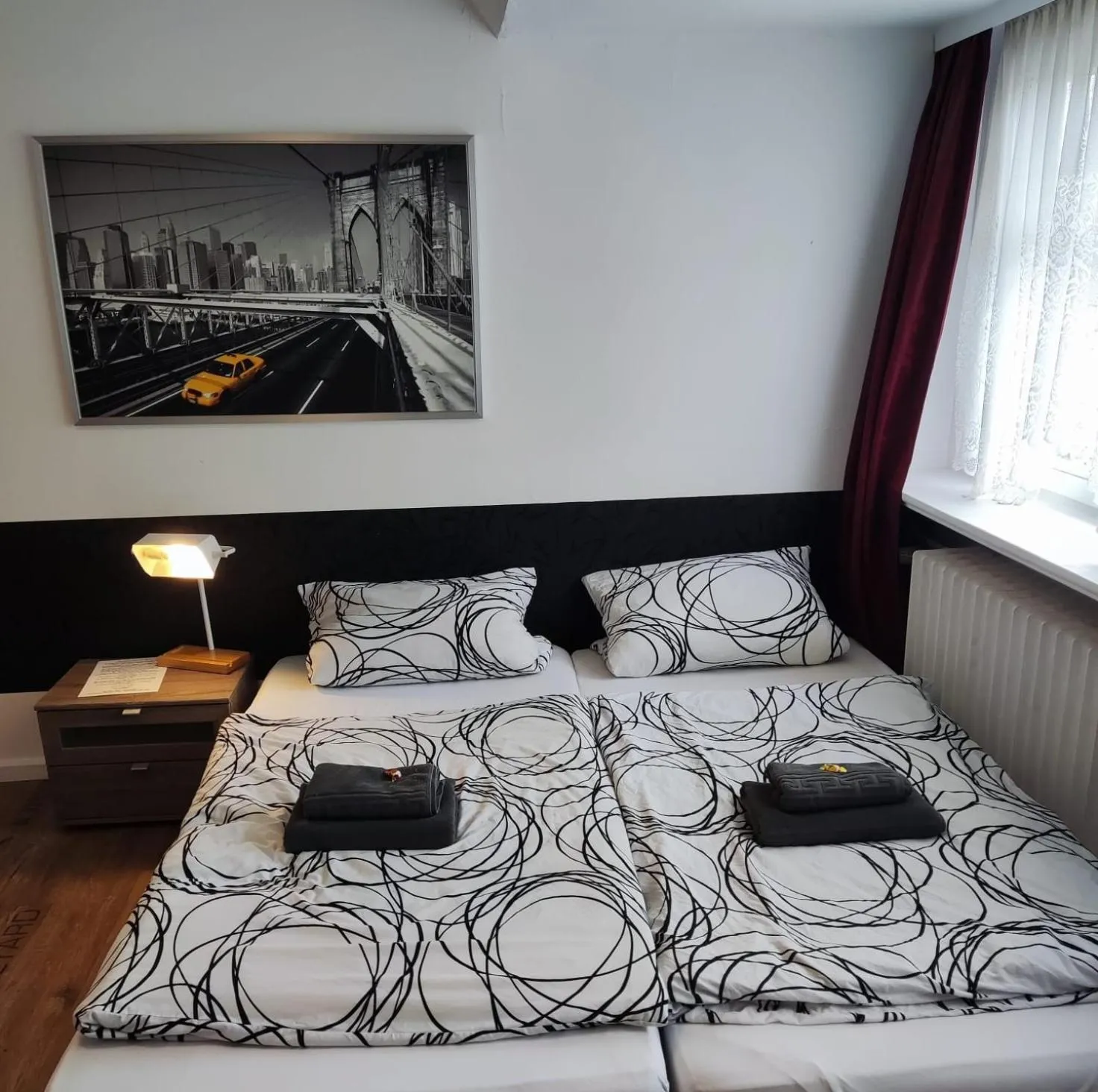 Bed in Pension Zum Burggrafen