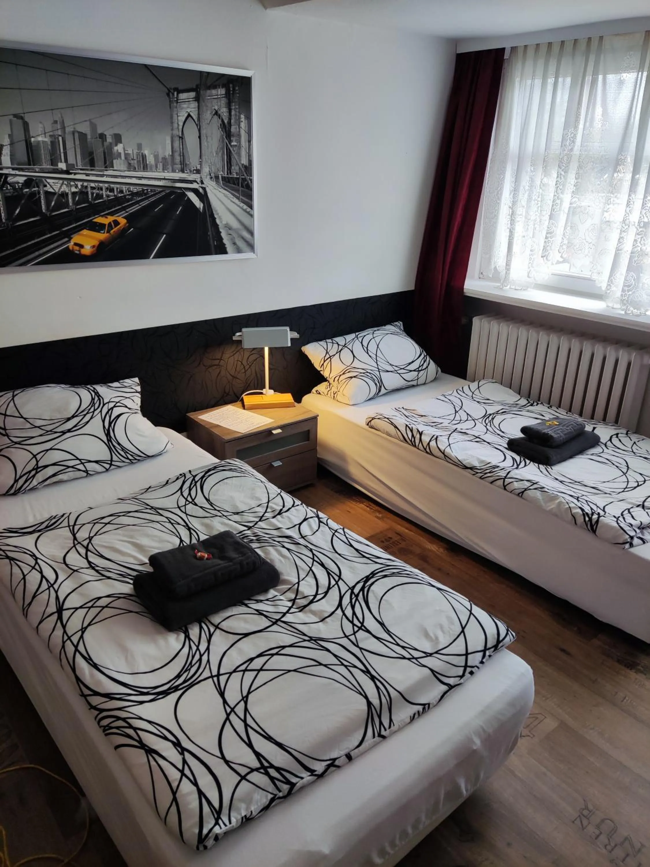 Bed in Pension Zum Burggrafen