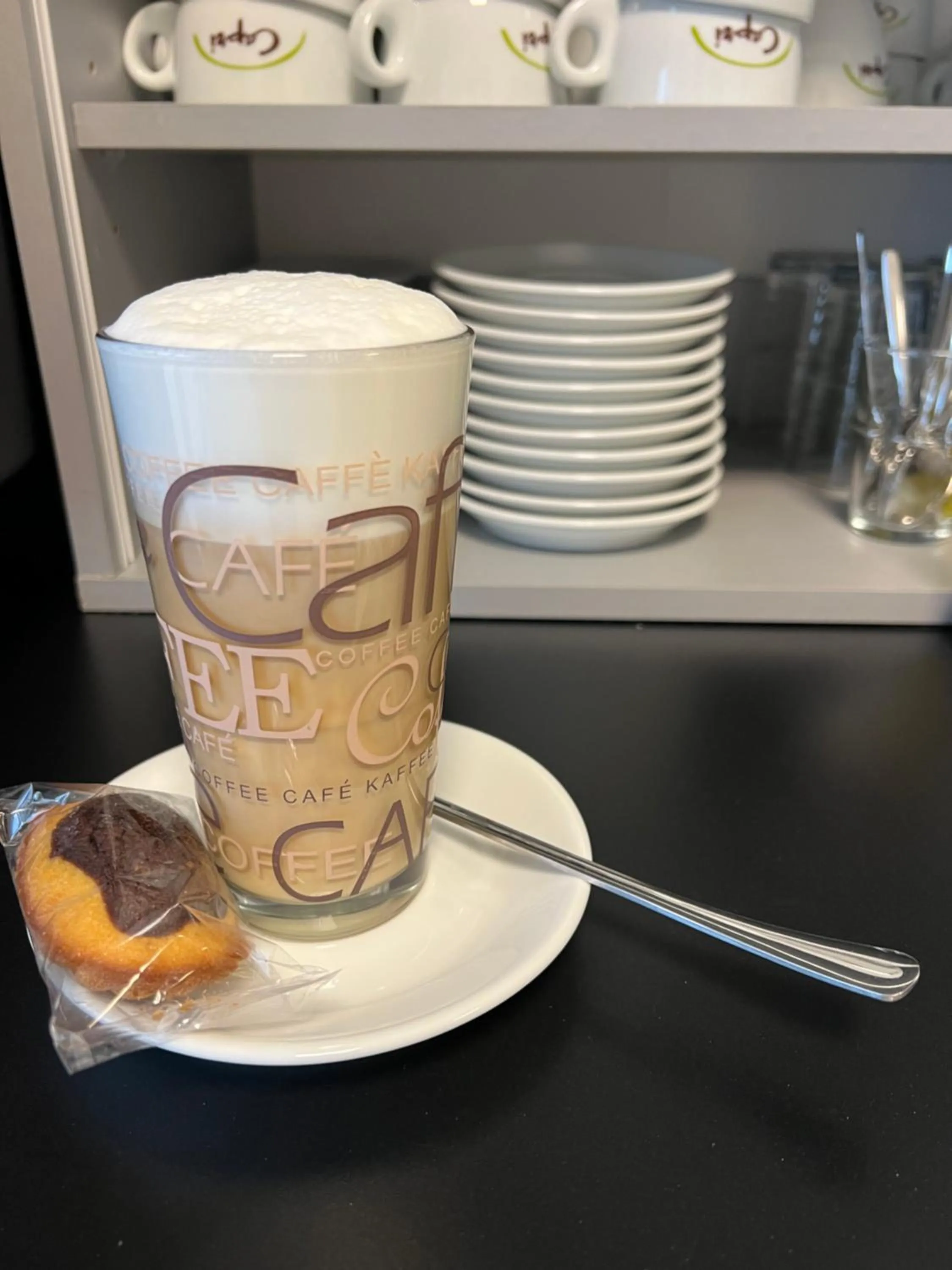 Food and drinks in Hotel Capri